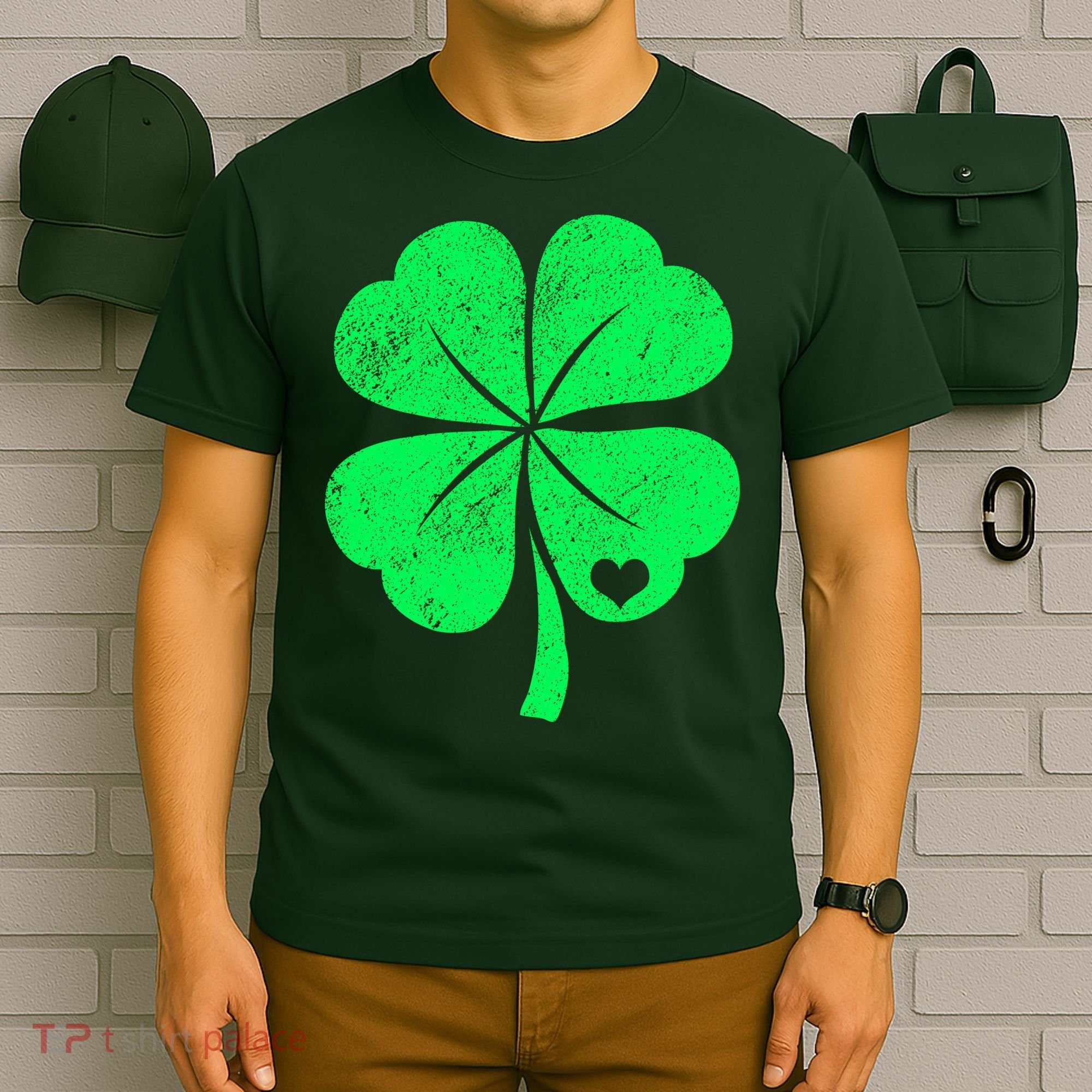 Love Shamrock Vintage Distressed Irish Clover T-Shirt
