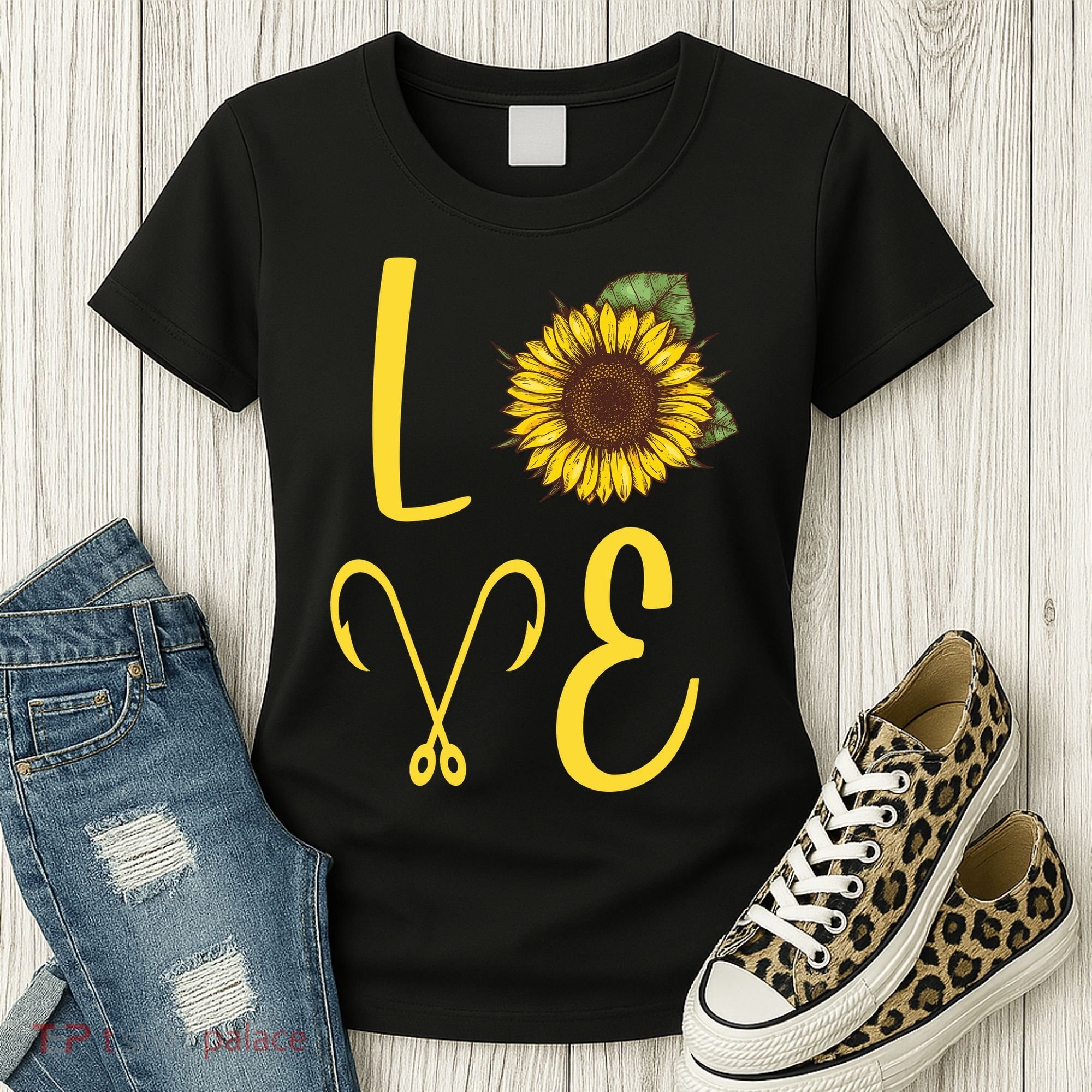 Love Sunflower And Fishing Women's T-Shirt