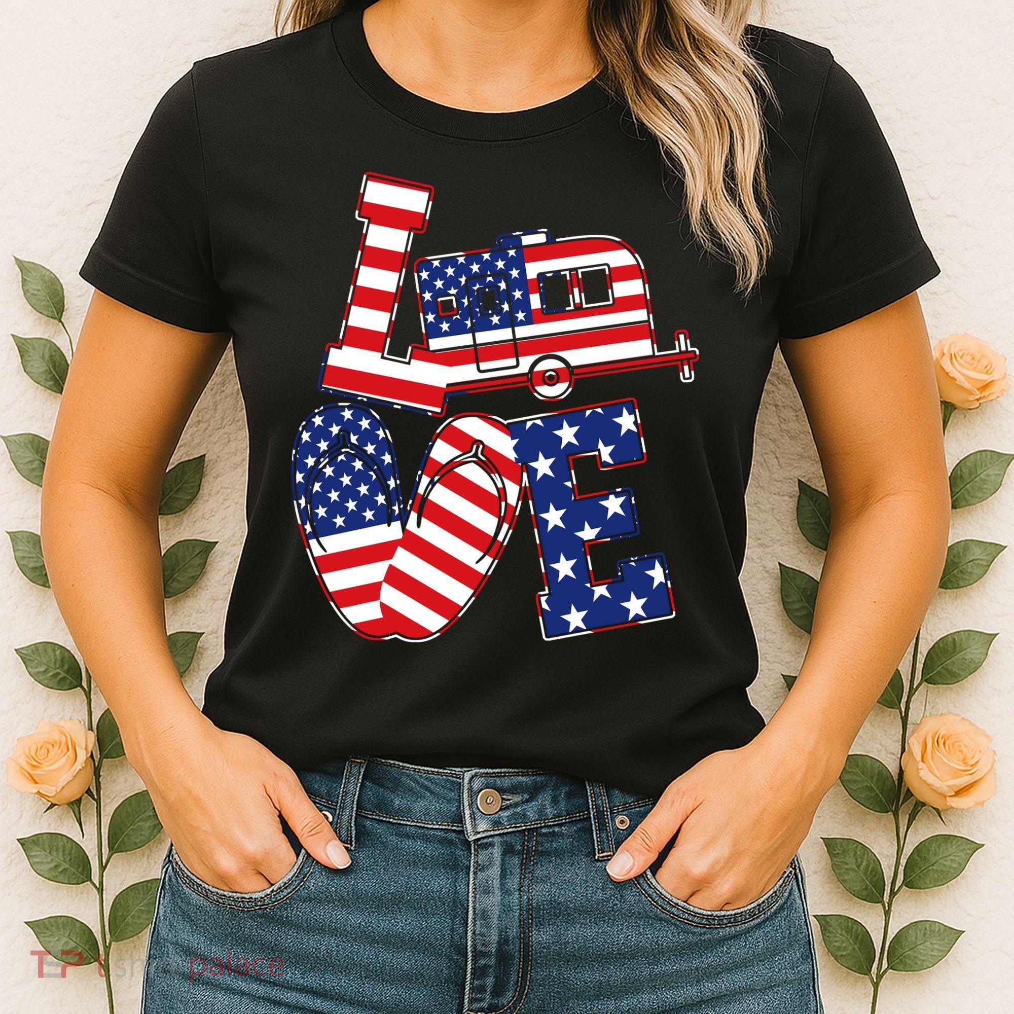 Love USA Camping  Women's T-Shirt