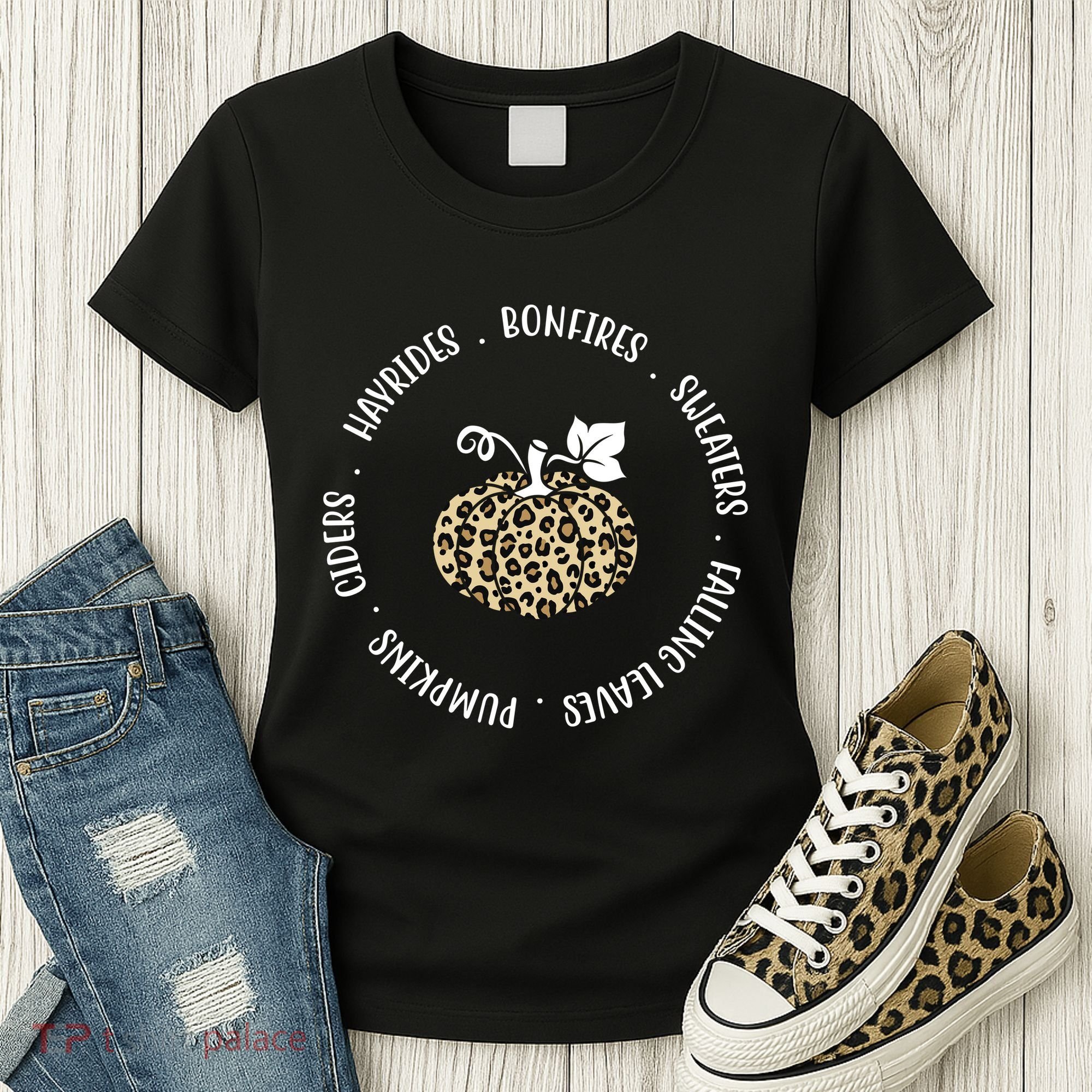 Leopard Pumpkin Fall Lover Women's T-Shirt