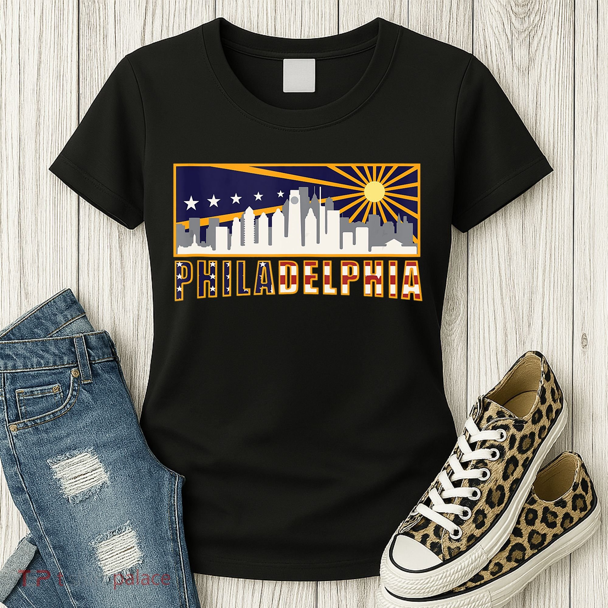 Love Philadelphia Skyline Downtown Cityscape Philly Souvenir Women's T-Shirt
