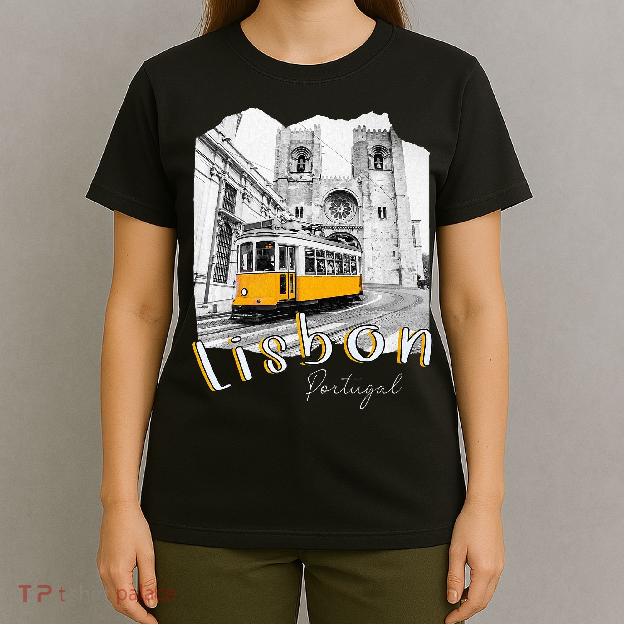 Lisbon Portugal Tram Portuguese Souvenirs Lisboa Lisbon City T-Shirt