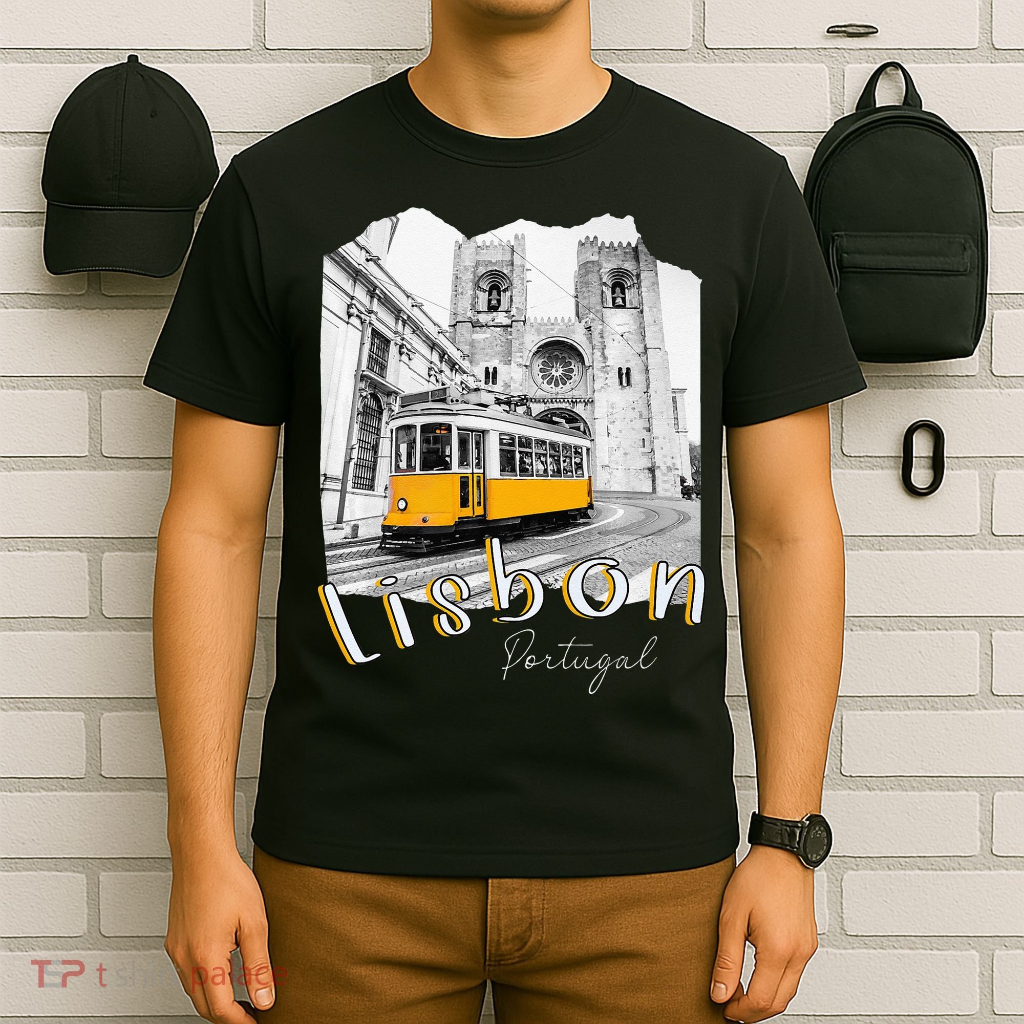 Lisbon Portugal Tram Portuguese Souvenirs Lisboa Lisbon City T-Shirt