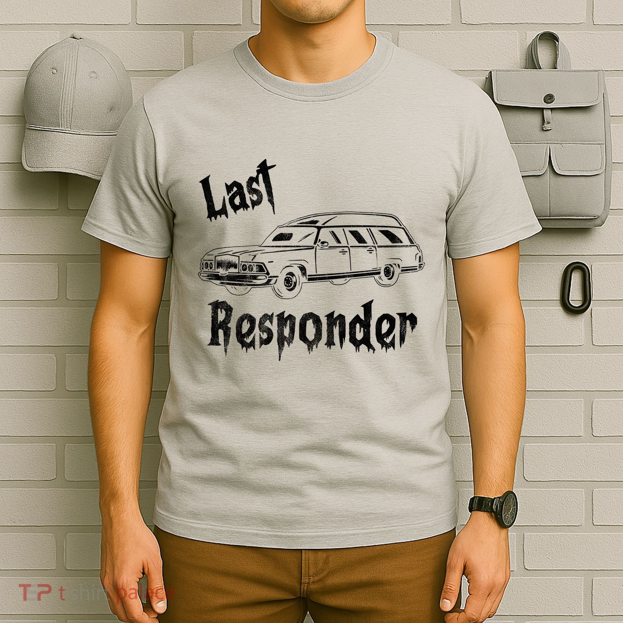 Last Responder Funny Old Classic Car T-Shirt