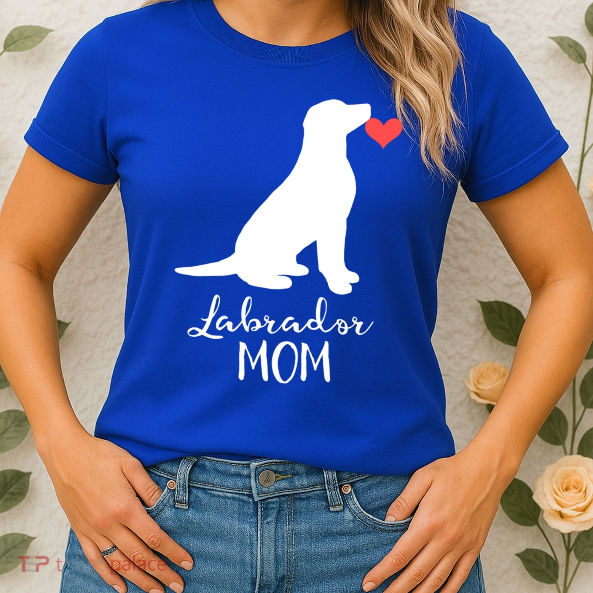 Labrador Retriever Mom Dog Silhouette Gift Women's T-Shirt