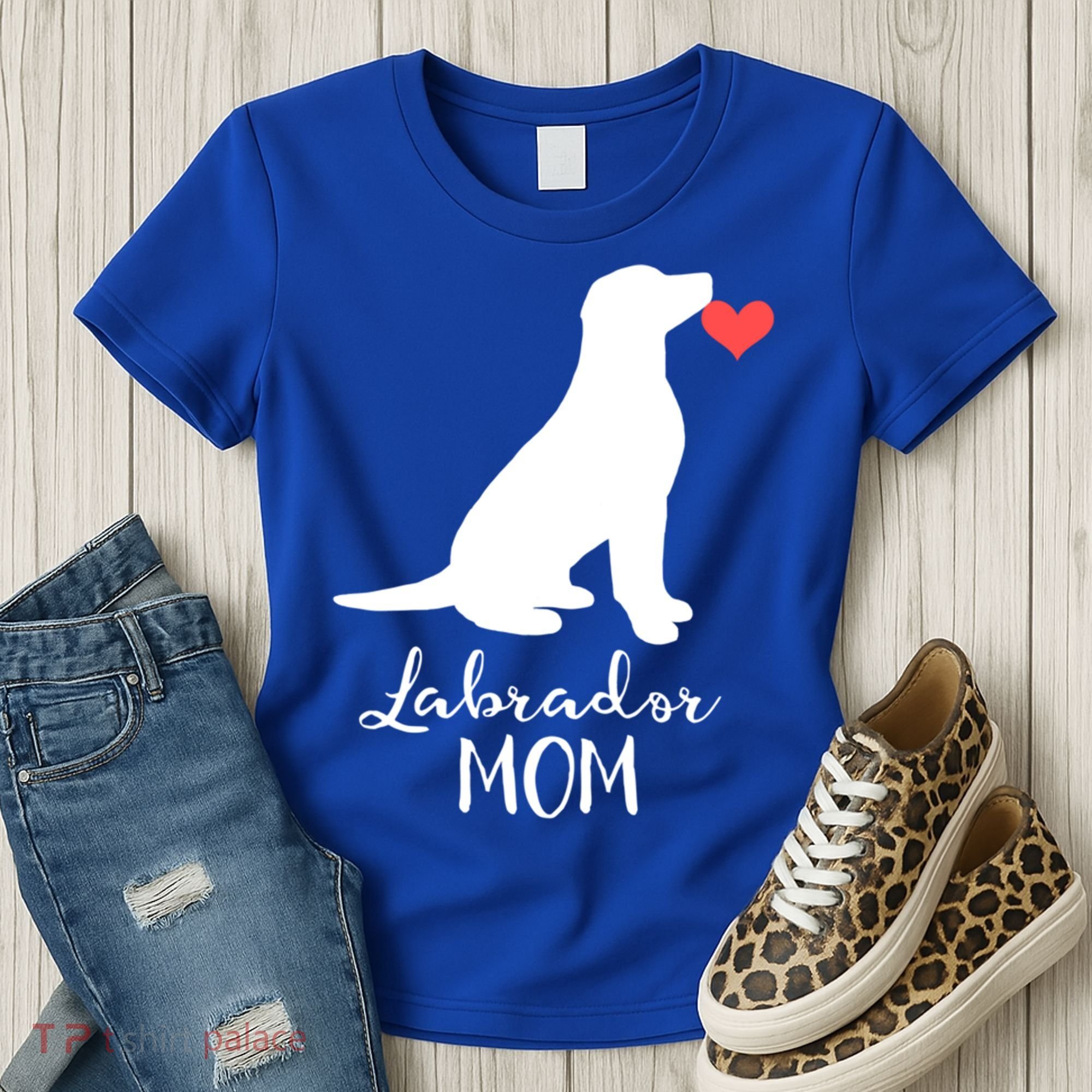 Labrador Retriever Mom Dog Silhouette Gift Women's T-Shirt