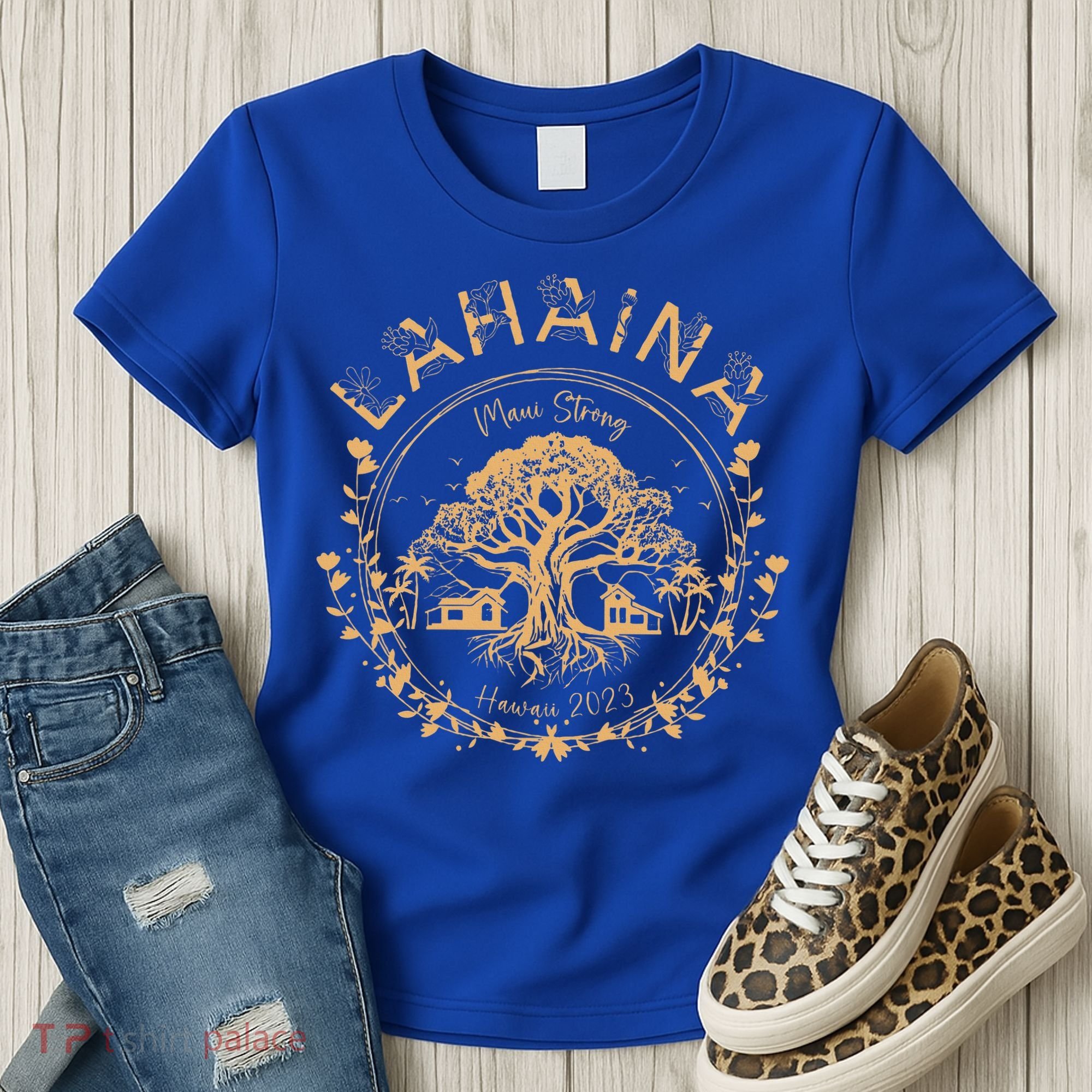 Lahaina Strong Maui Hawaii Old Banyan Tree saving squad Women's T-Shirt