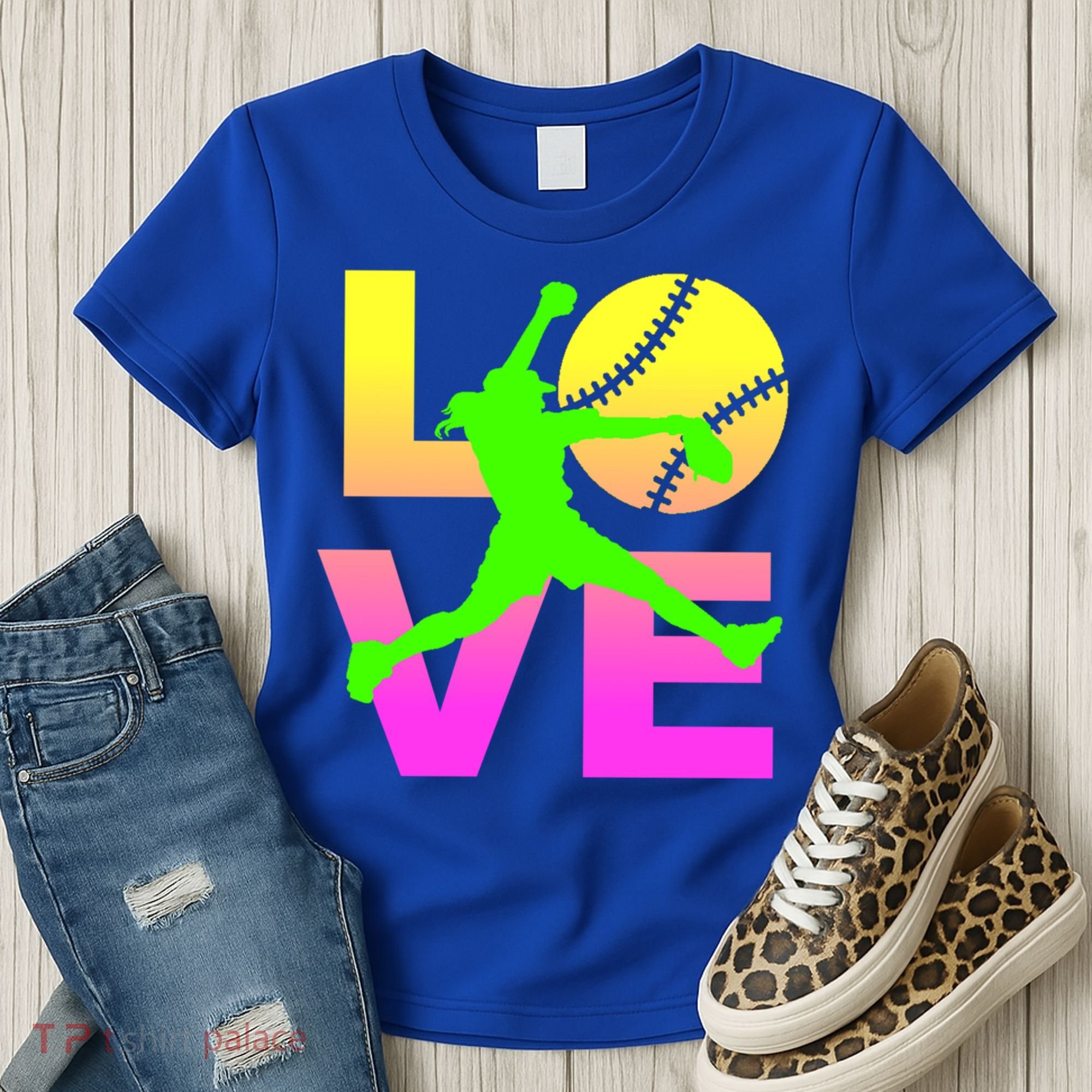 Love Softball N Gift Women's T-Shirt
