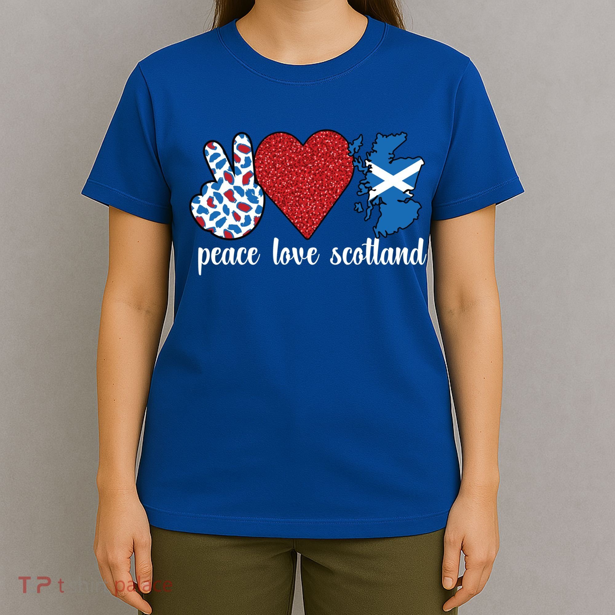 Love Scotland Proud Scottish Flag Scottish Roots Gift T-Shirt