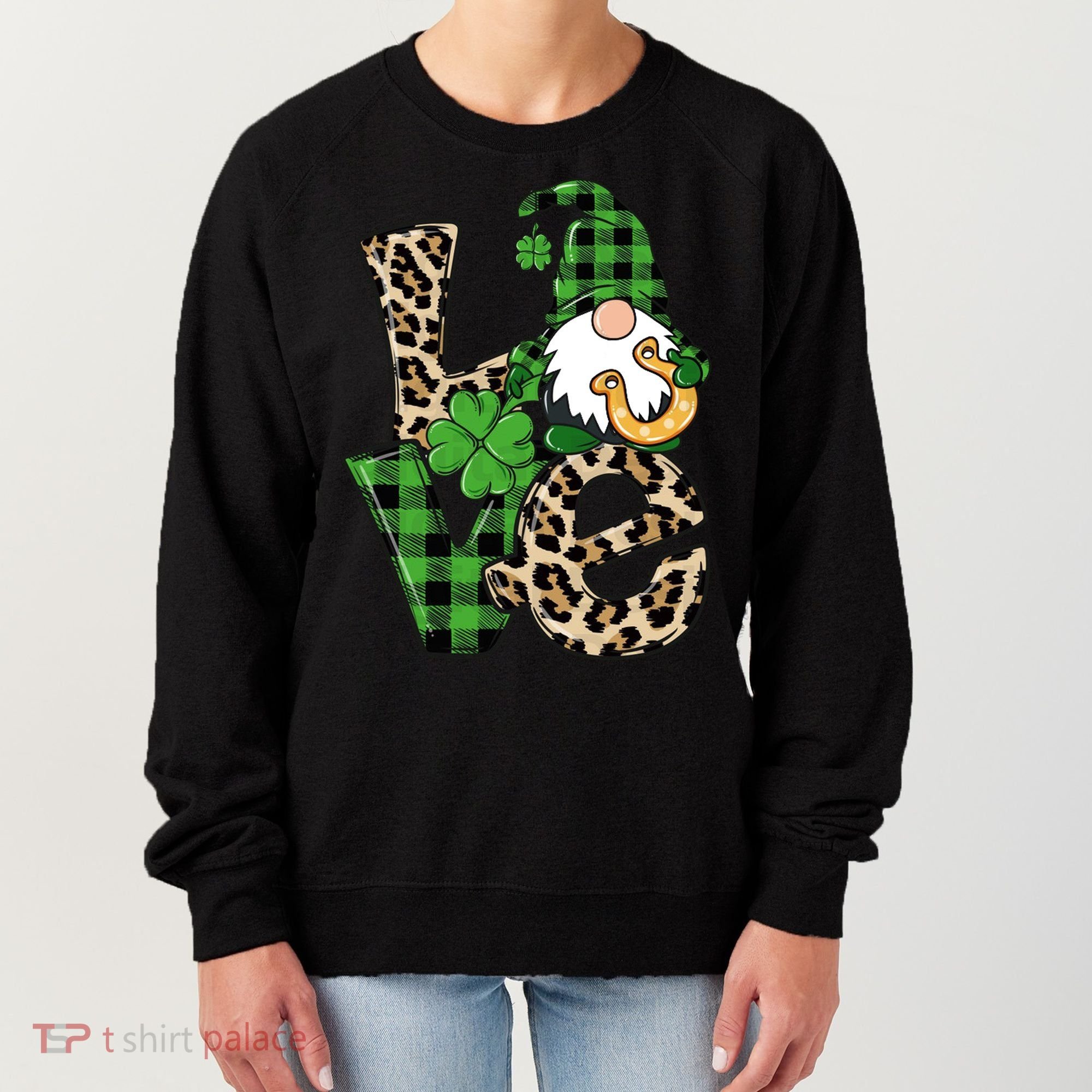Love St Patricks Day Leopard Checkered Irish Gnome Women's Sweatshirt