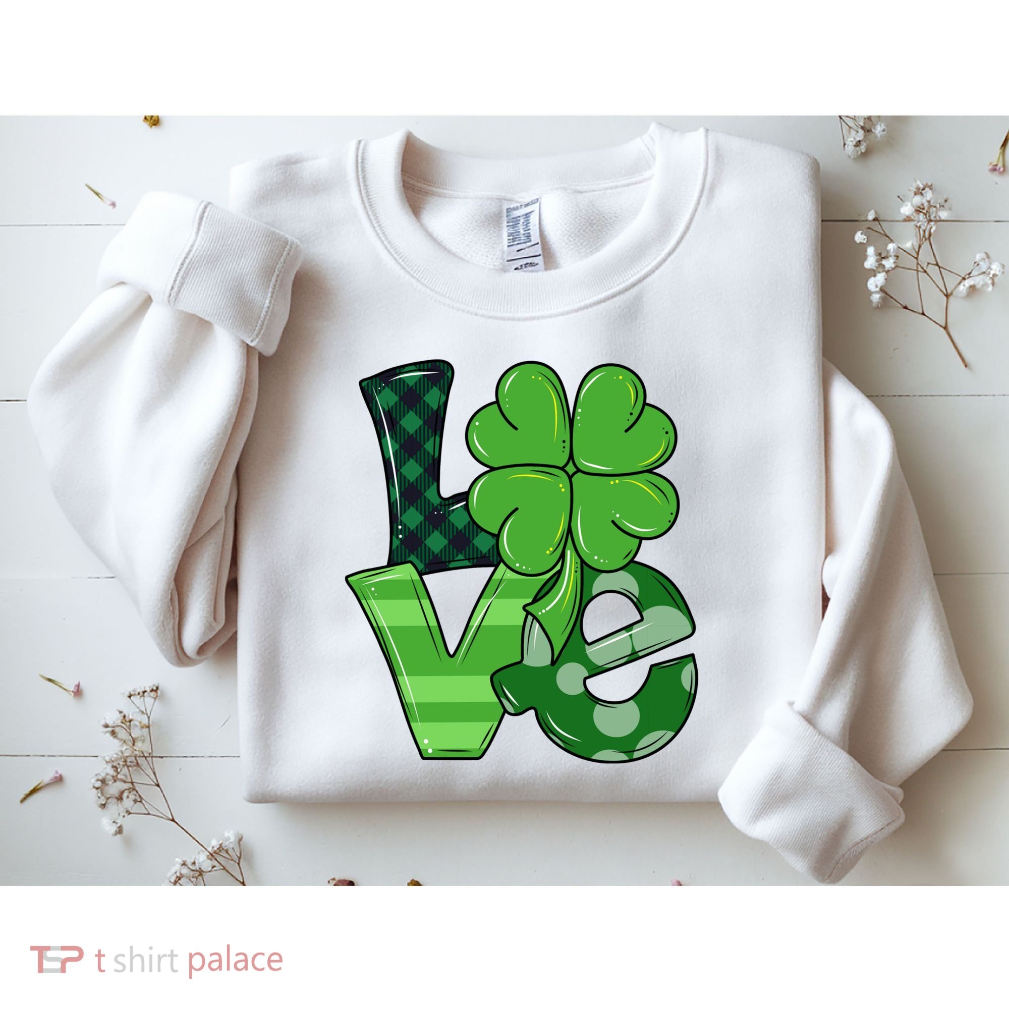 Love St Patricks Day Pattys Irish Clover Sweatshirt
