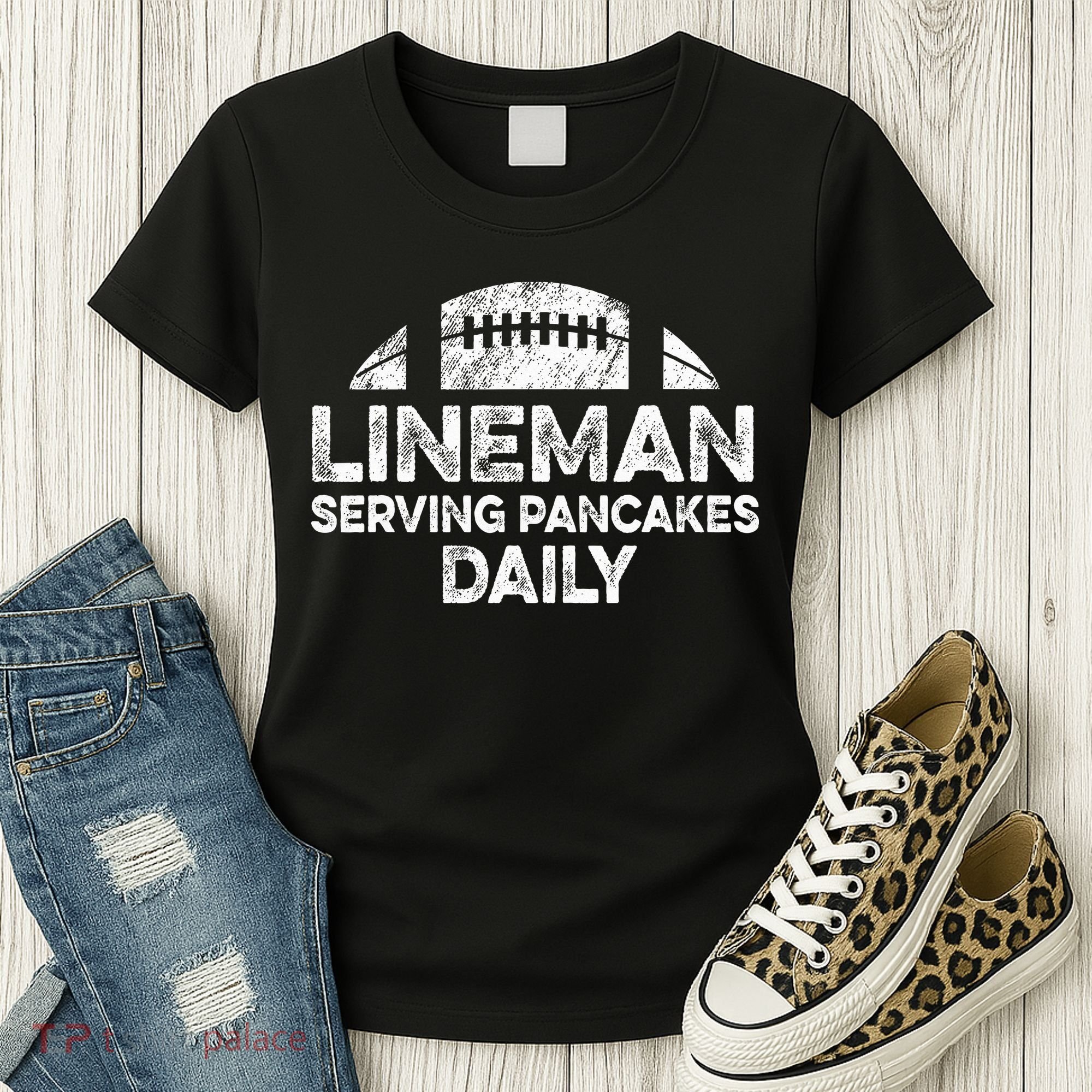 Lineman Serving Pancakes Daily Football Offensive Lineman Women's T-Shirt