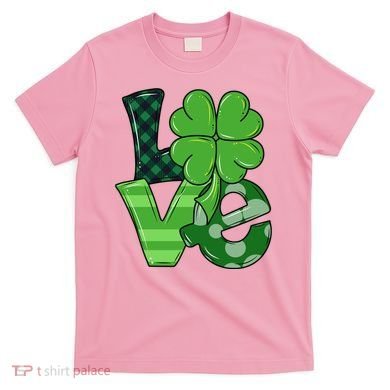 Love Shamrock St Patricks Day T-Shirt