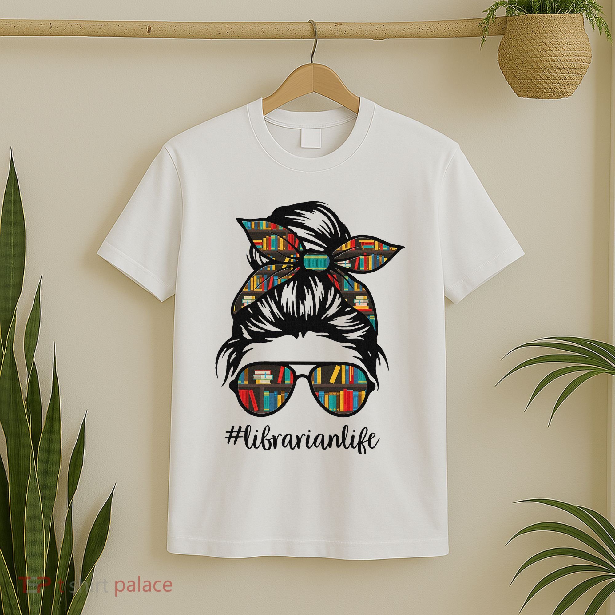 Librarian Teacher Messy Bun Life Book Library Back To School T-Shirt