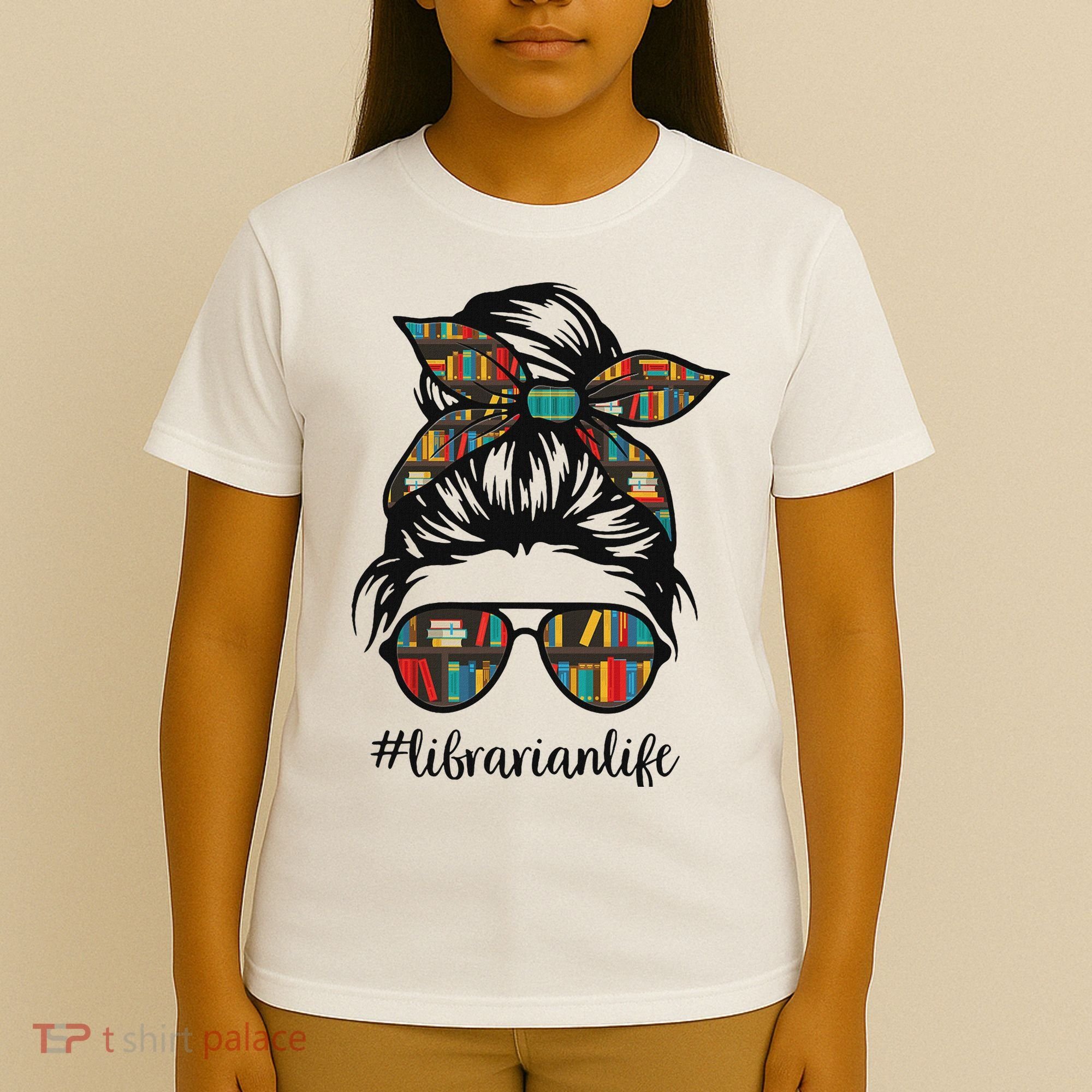 Librarian Teacher Messy Bun Life Book Library Back To School T-Shirt