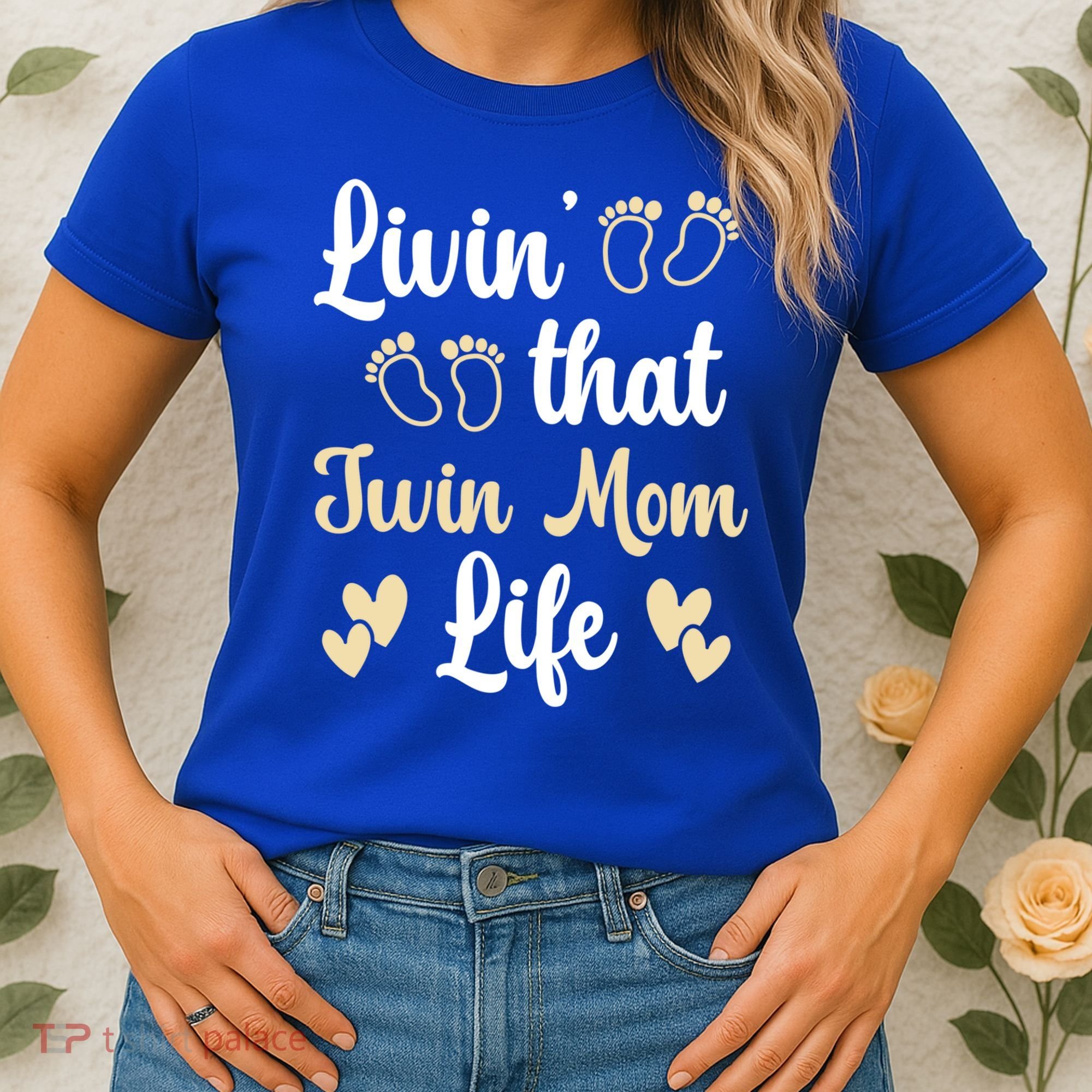 Livin That Mom Twin Life Twins Pregnant Two Mom Cute Gift Women's T-Shirt