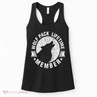 Lifetime Wolf Pack Member Distressed Howling Women's Tank Top thumb 0