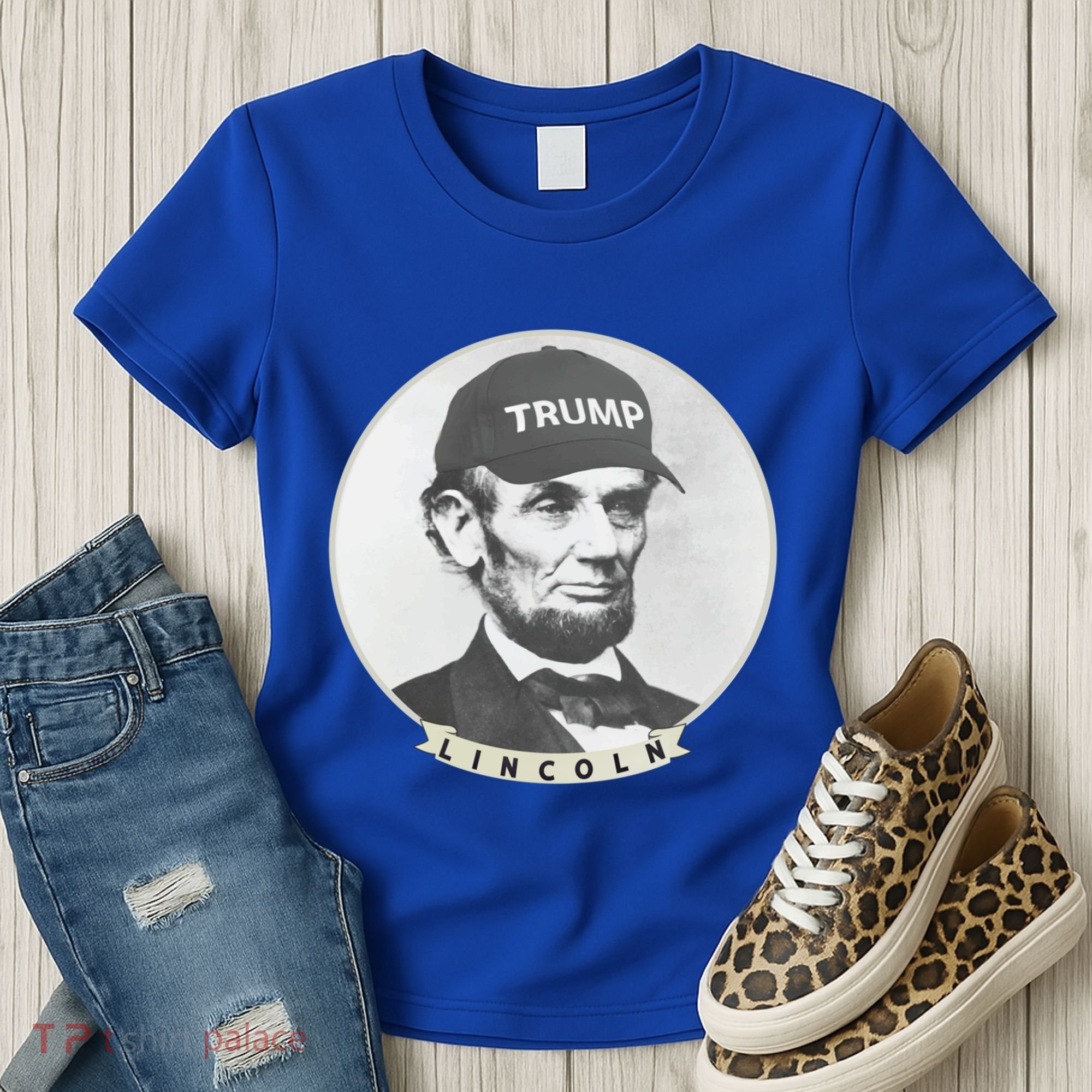 Lincoln Wearing Trump Hat Funny Abe Merica Abraham Gift Women's T-Shirt