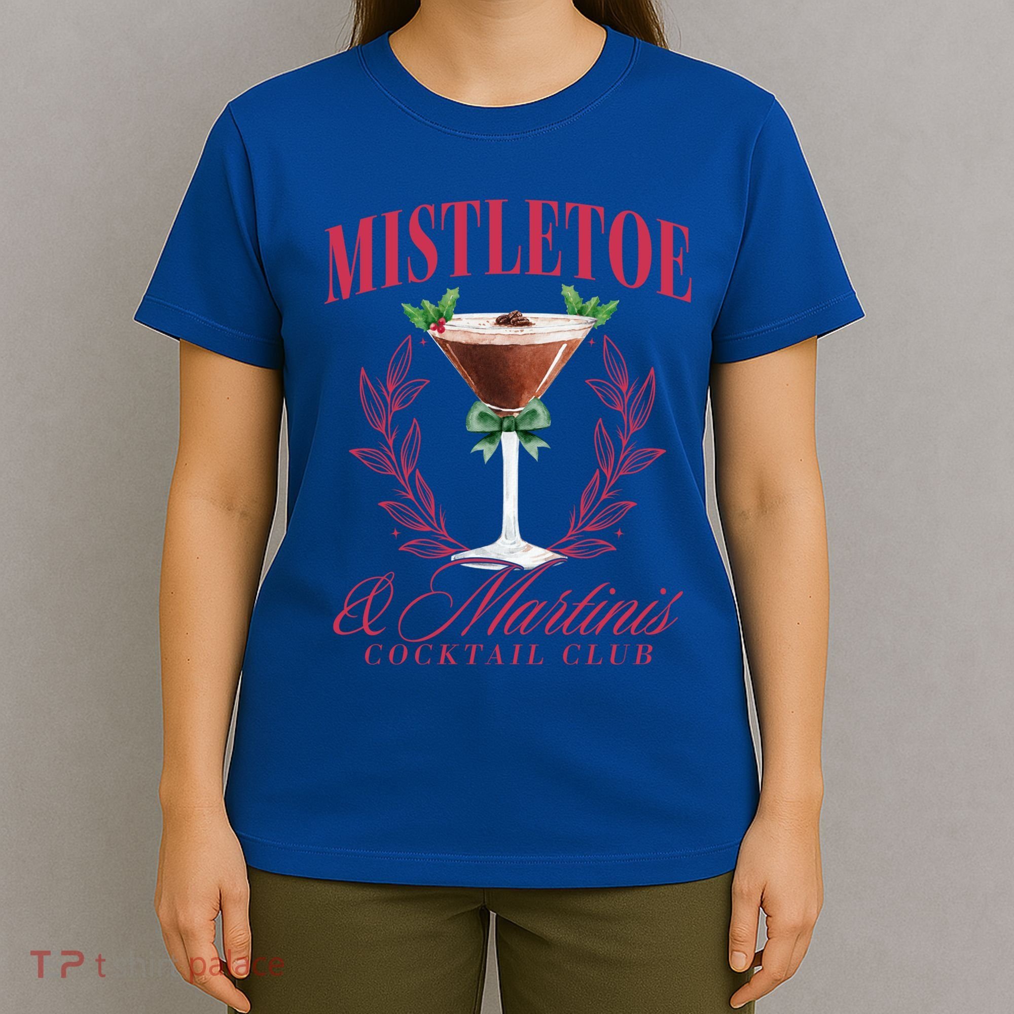Mistletoe And Martinis Cute Christmas Espresso Martini Meaningful Gift T-Shirt