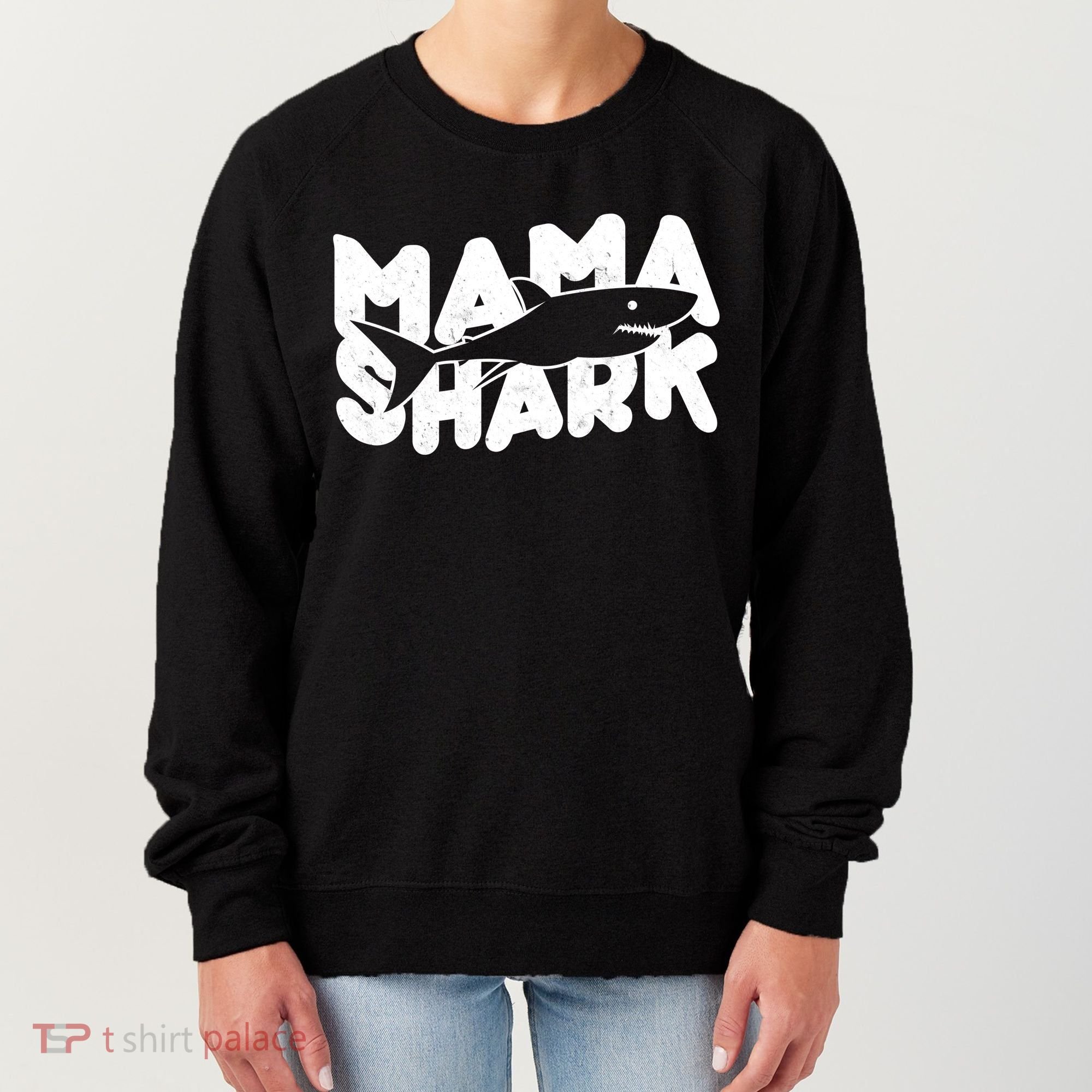 Mama Shark Women's Sweatshirt