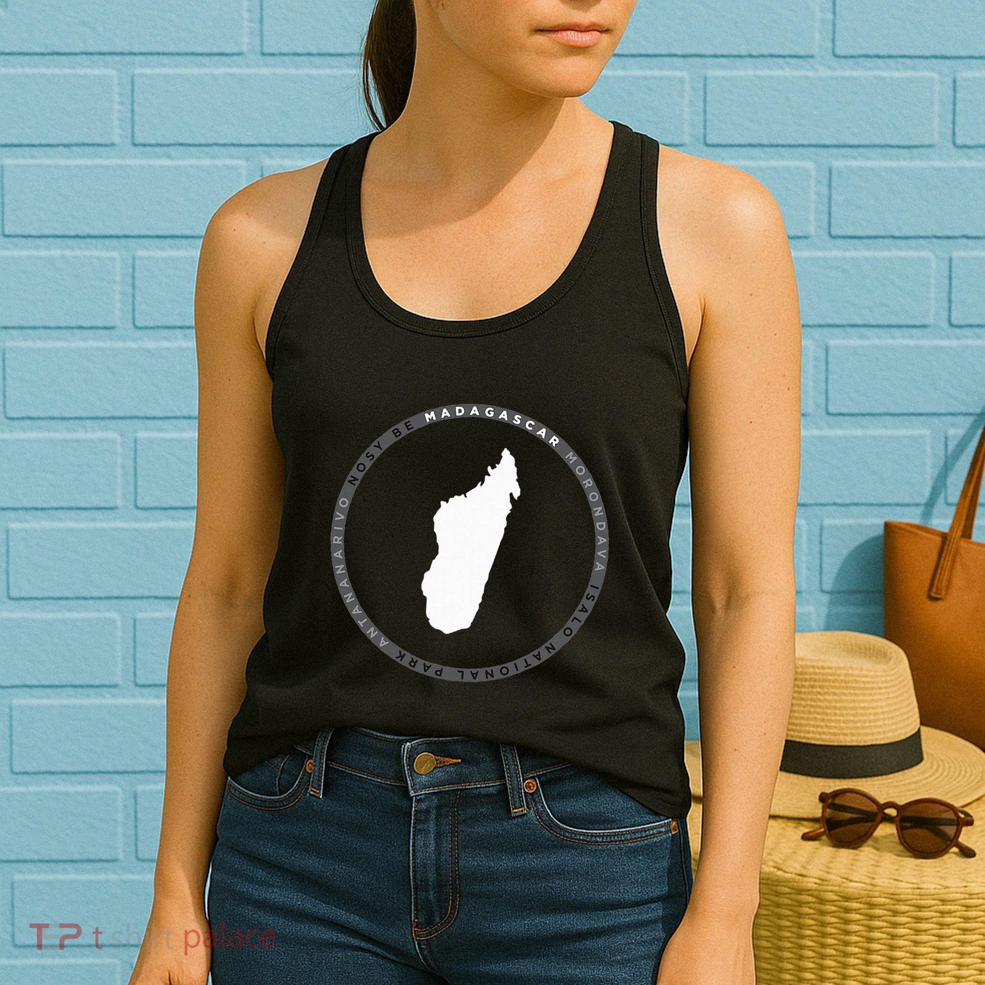 Madagascar Antananarivo Nosy Be Isalo Graphic Women's Tank Top