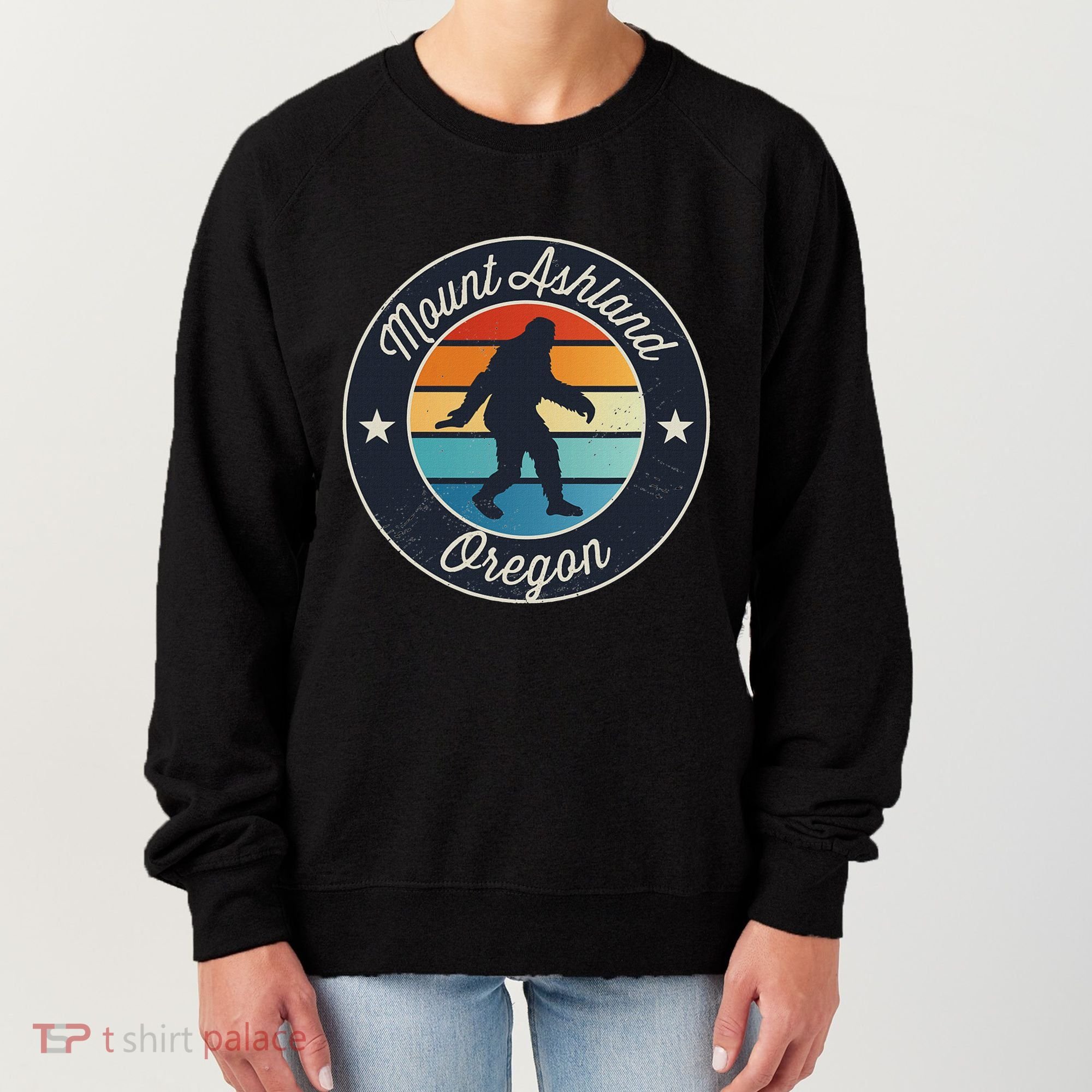 Mount Ashland Oregon Or Sasquatch Souvenir Graphic Women's Sweatshirt