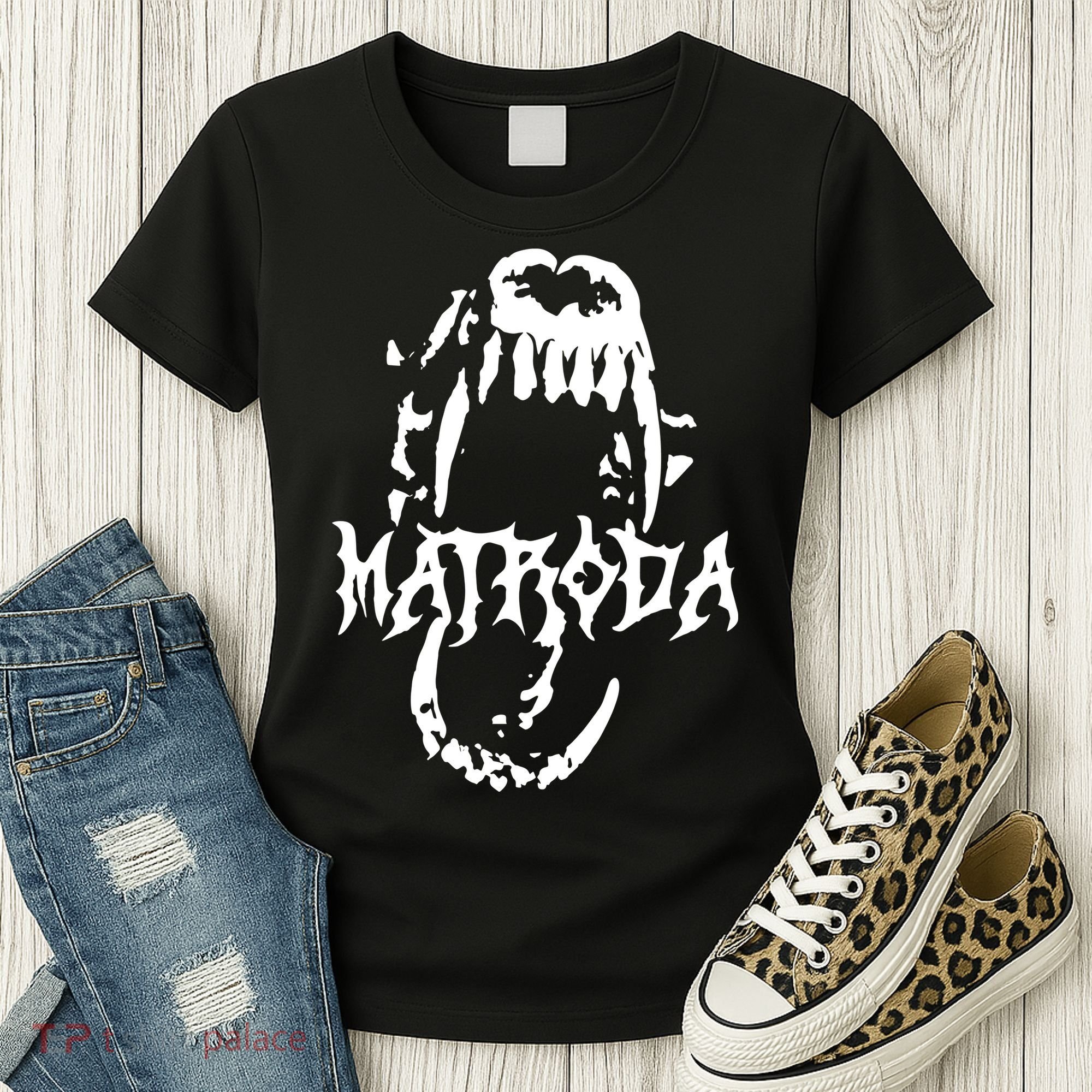 Matroda Bite Heavyweight Women's T-Shirt