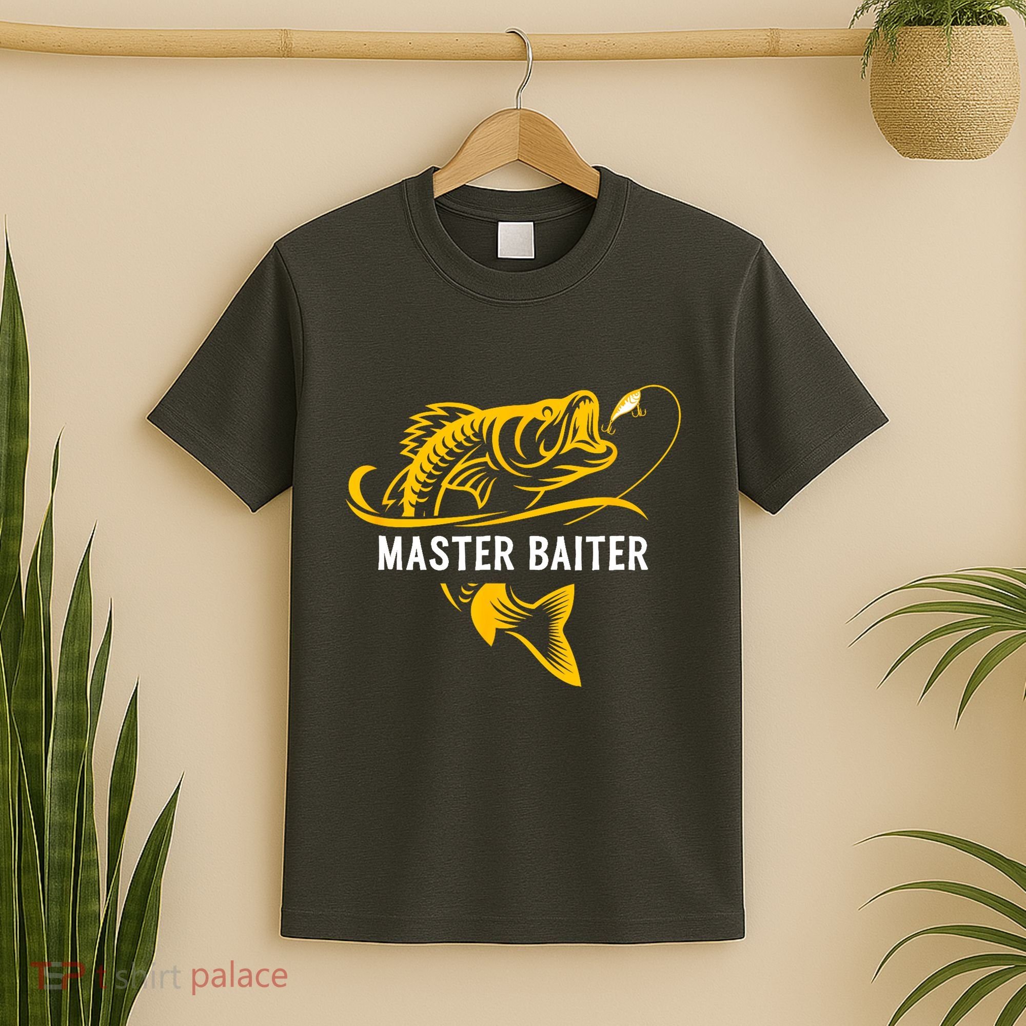 Master Baiter Hoocker Funny Fishing Gift T-Shirt