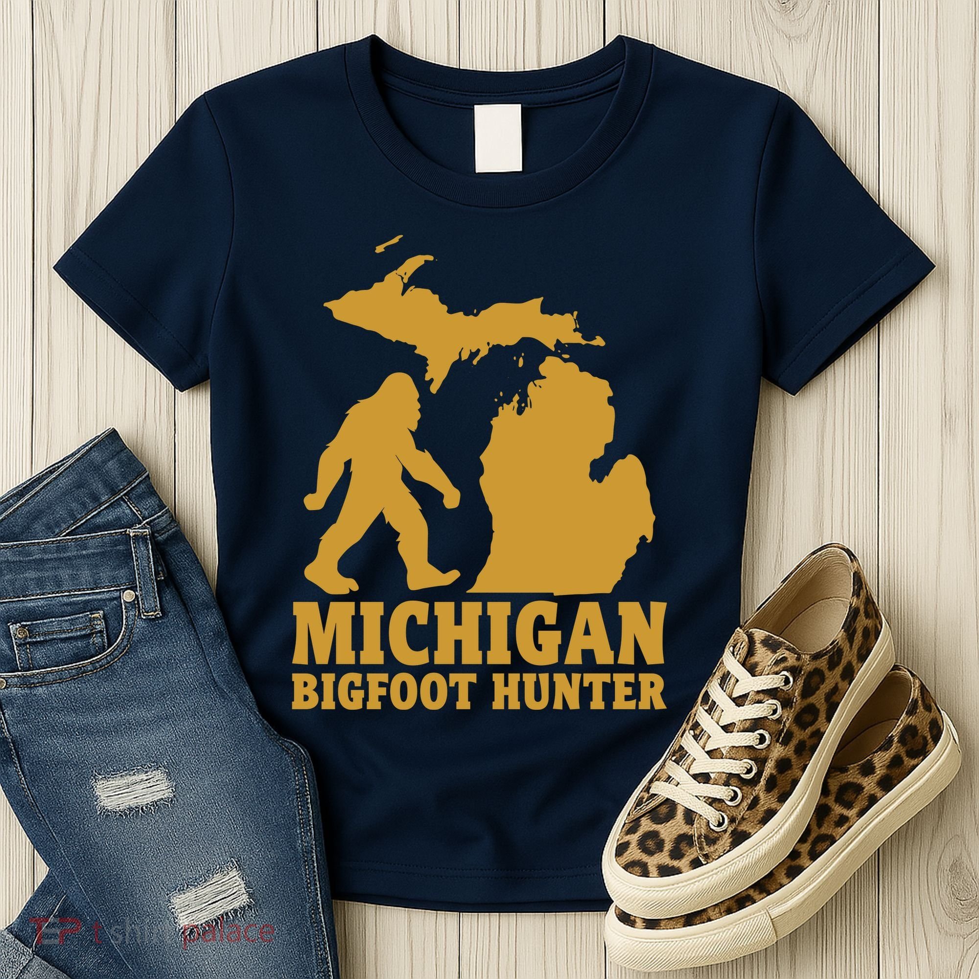 Michigan Bigfoot Hunter Women's T-Shirt