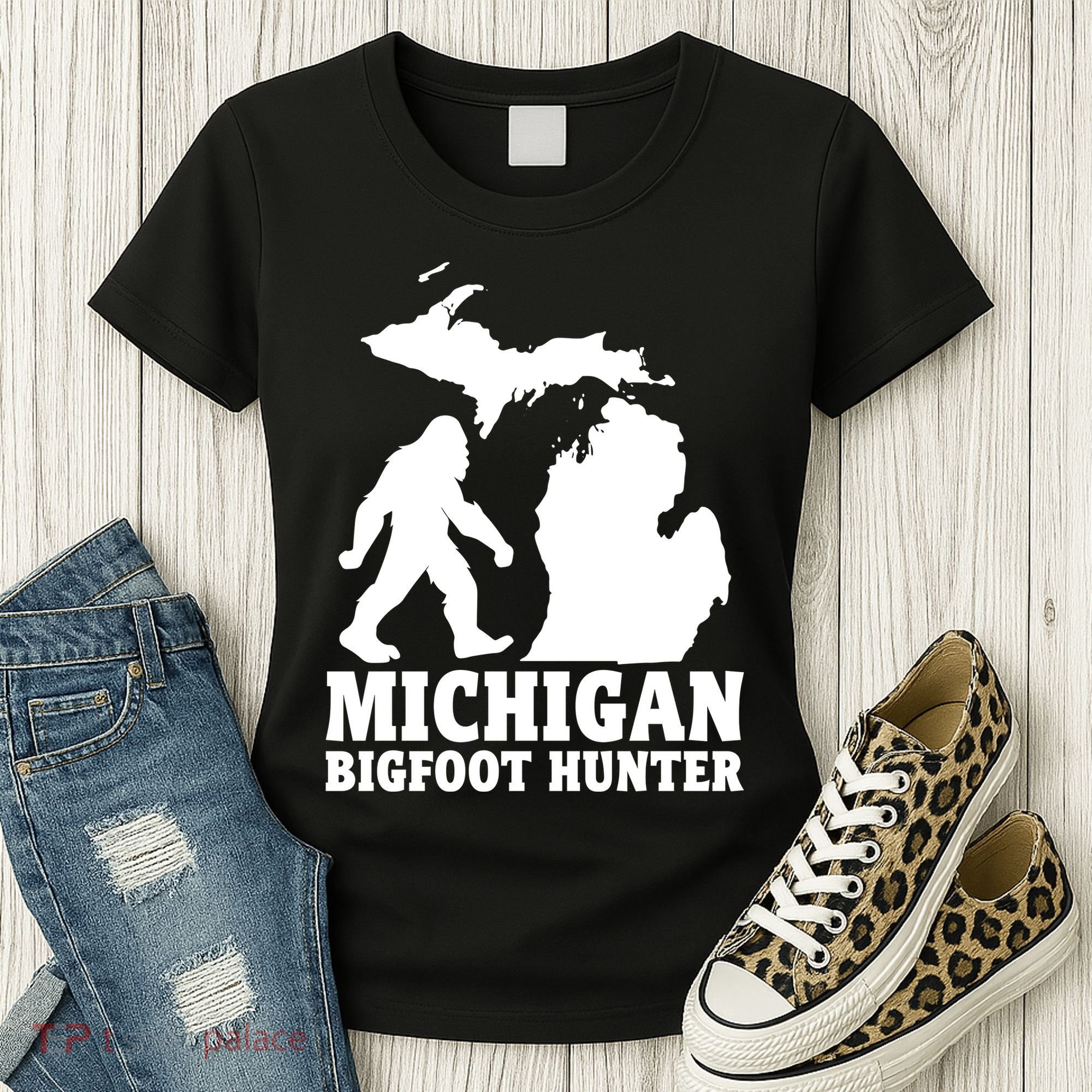 Michigan Bigfoot Hunter Women's T-Shirt
