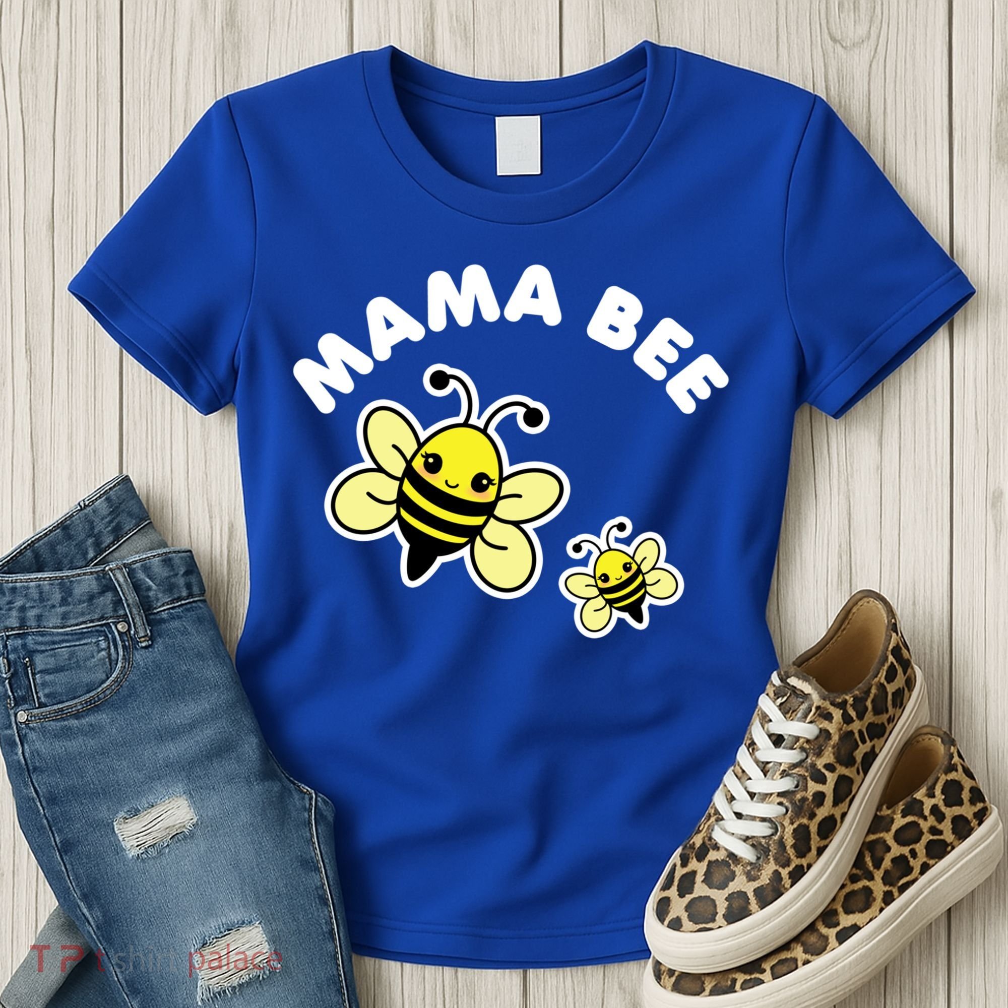 Mama Bee Mother's Day Cute Kawaii Bee Drawing Gift Women's T-Shirt