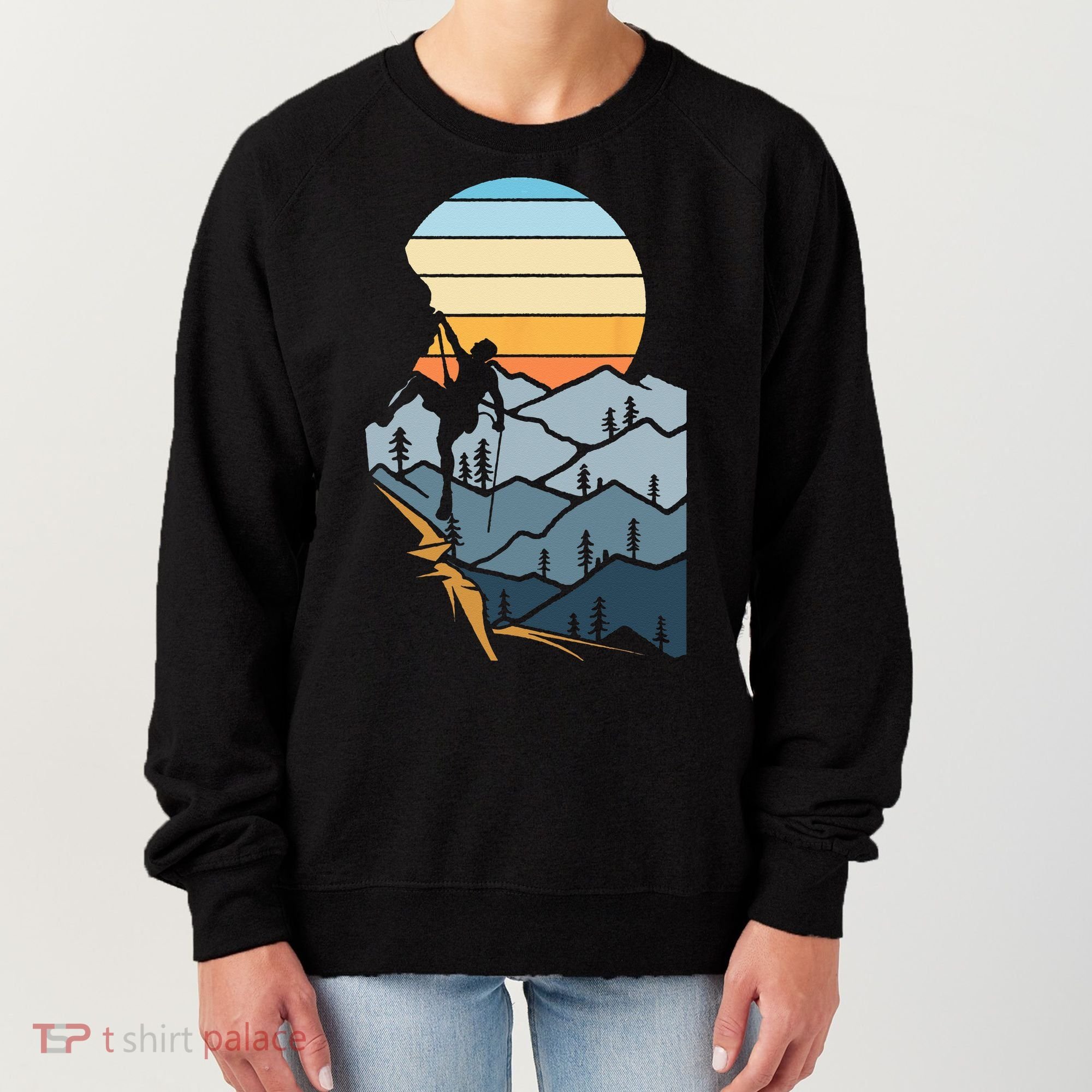 Mountain Climber Boulder Sports Hobby Retro Rock Climbing Women's Sweatshirt