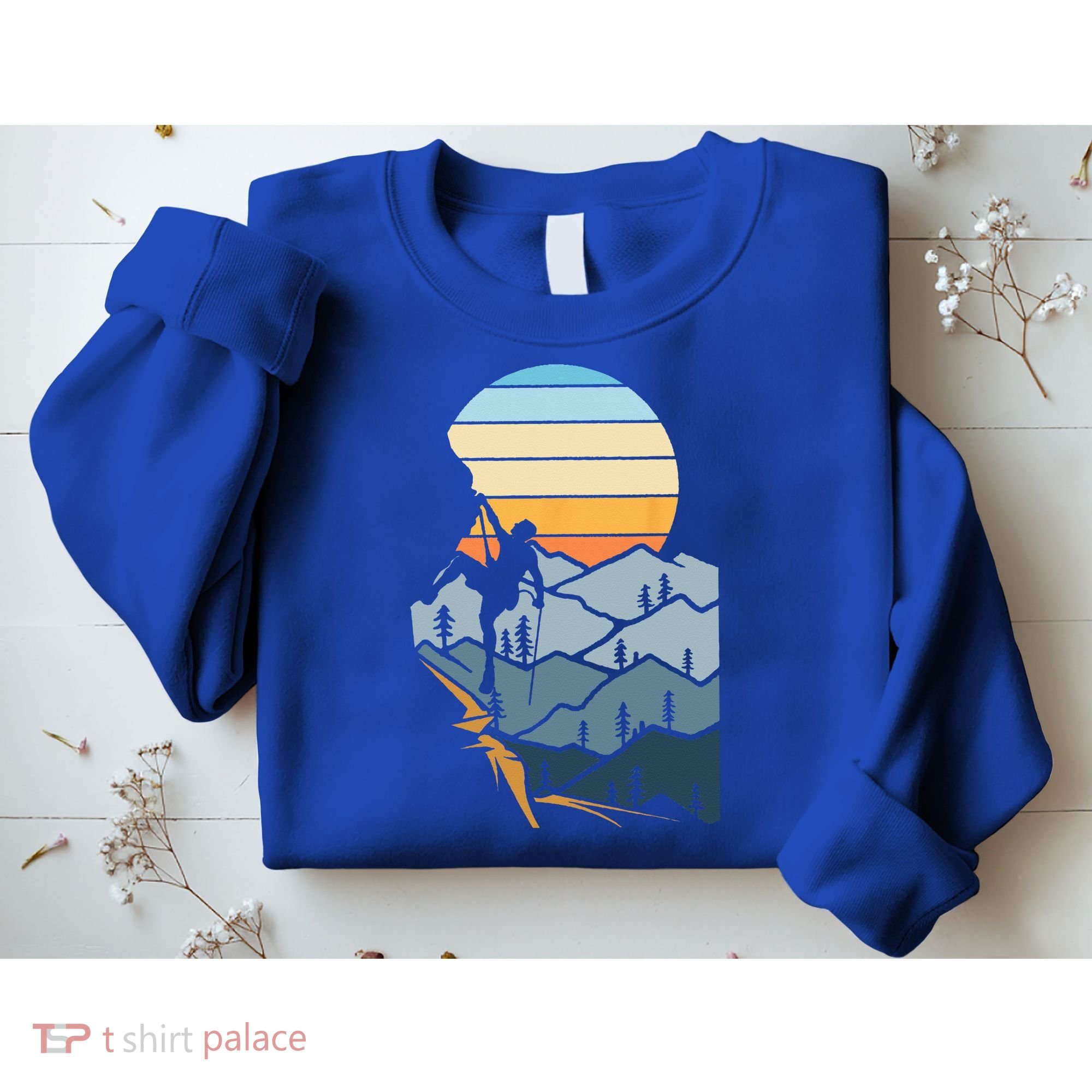 Mountain Climber Boulder Sports Hobby Retro Rock Climbing Sweatshirt