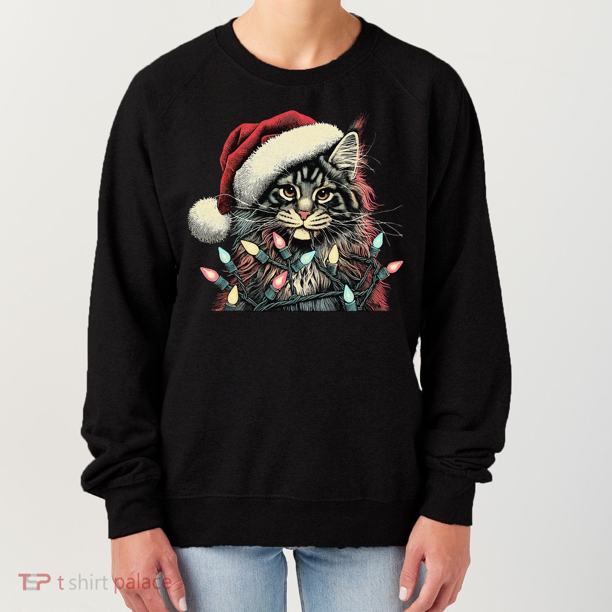 Maine Coon Cat Chew Christmas Light Xmas Holiday Funny Cute Women's Sweatshirt