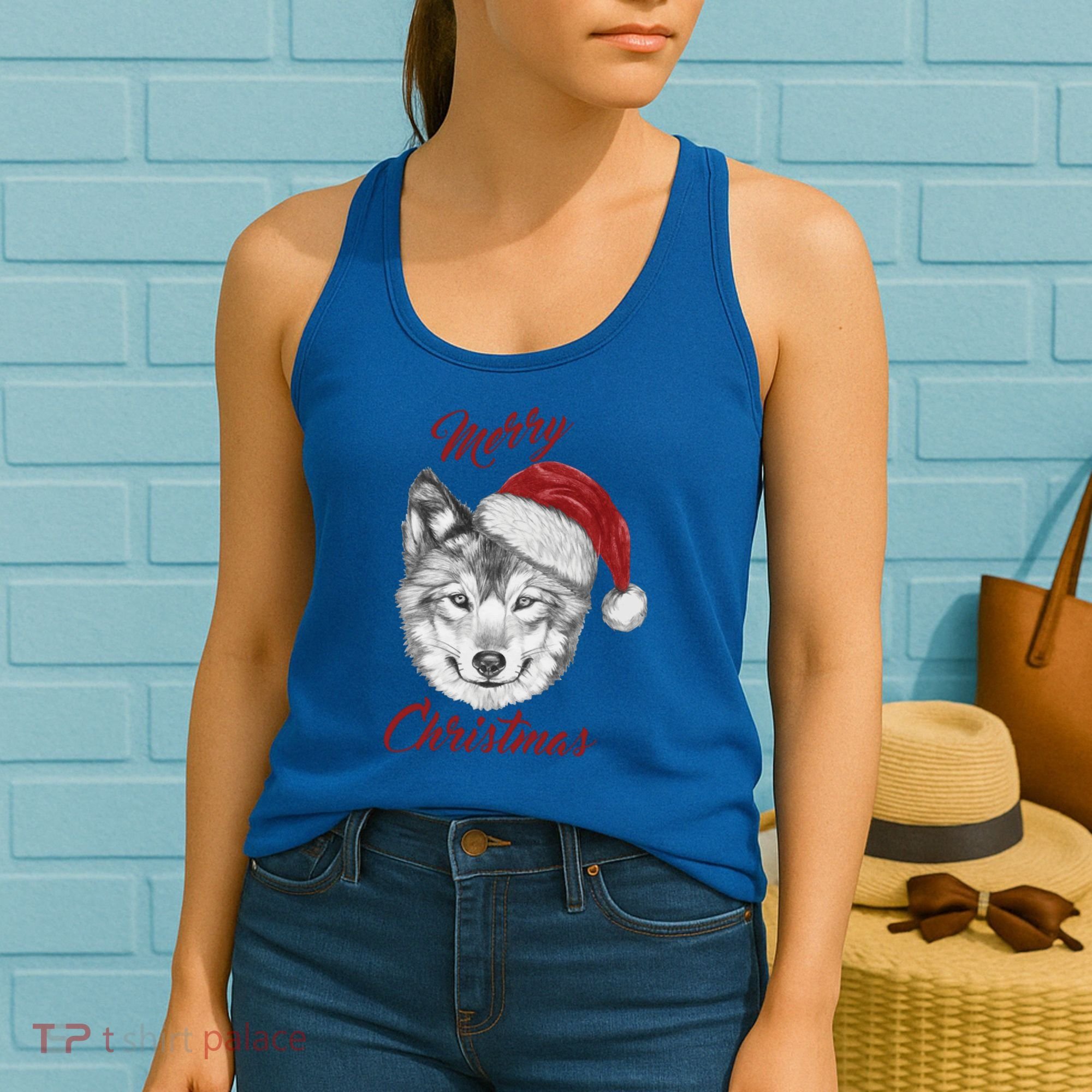 Merry Christmas Funny Wolf Face With Santa Hat Retro Xmas Gift Women's Tank Top