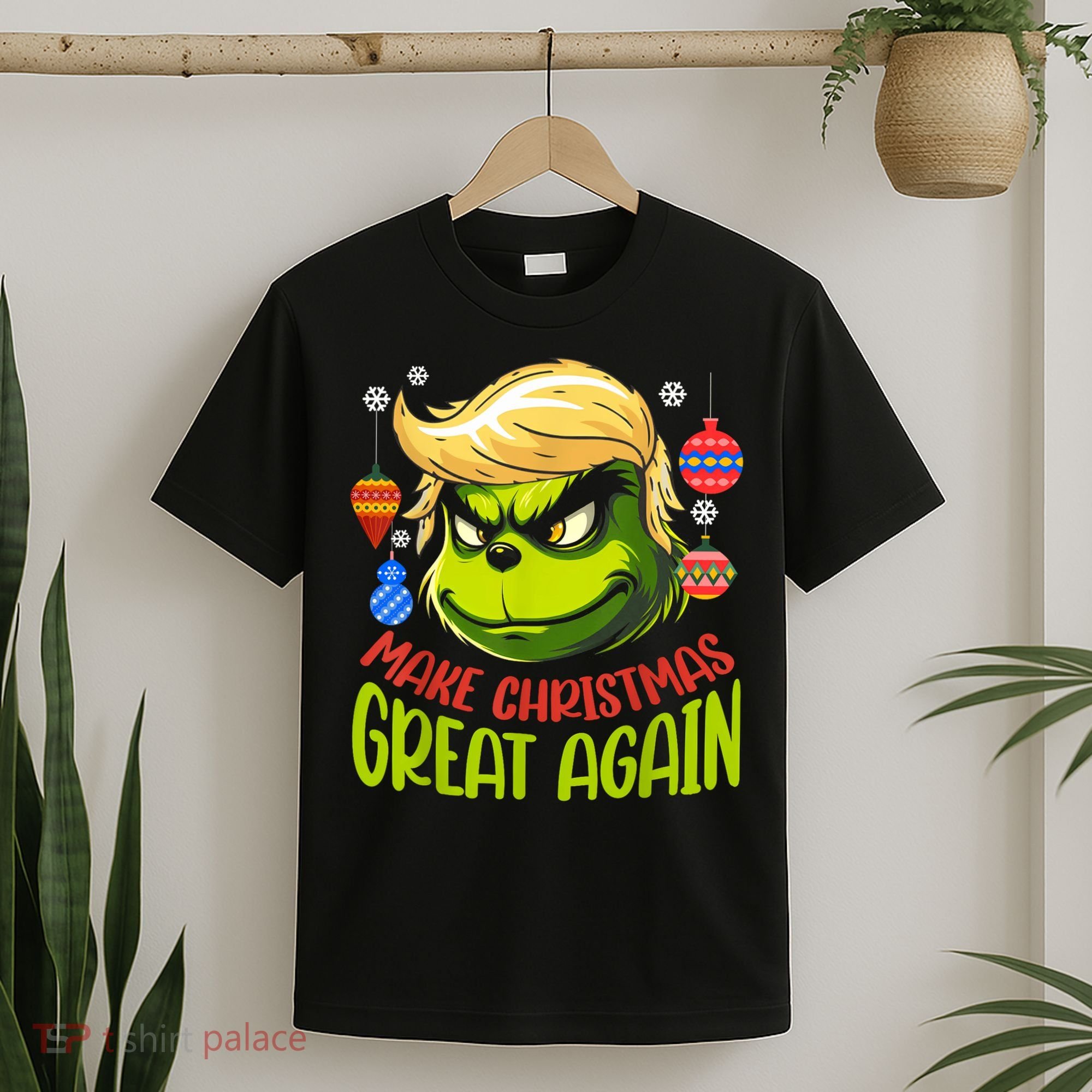 Make Christmas Great Again Donald Trump Xmas Funny Gift T-Shirt