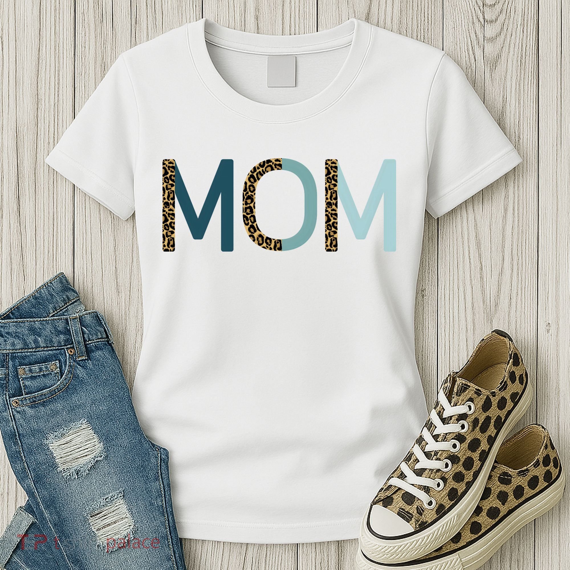 Mom Cheetah Print Cute Mother's Day Gift Women's T-Shirt