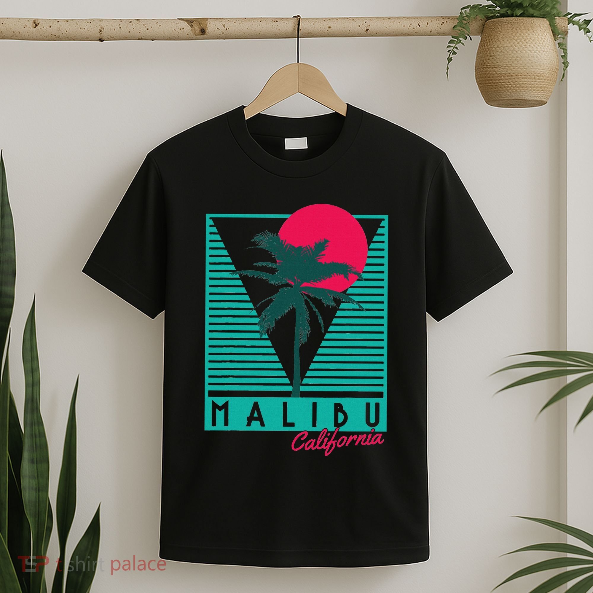 Malibu California Palm Trees Surf Vintage Retro T-Shirt
