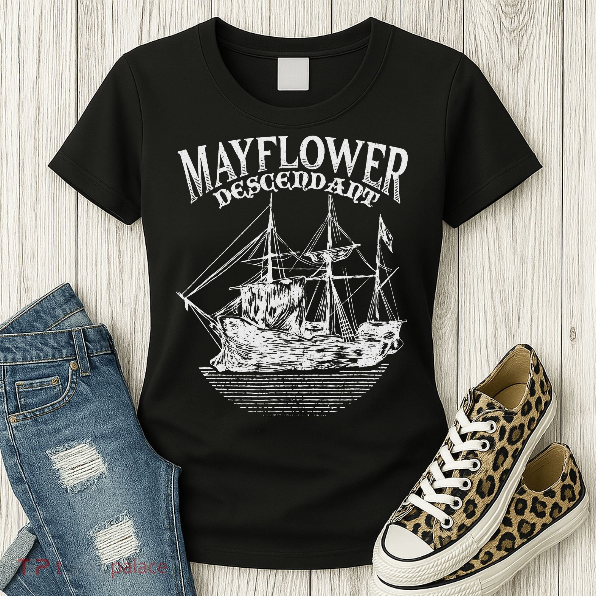 Mayflower Descendant Boat History Gift Usa Pilgrim Fathers Women's T-Shirt
