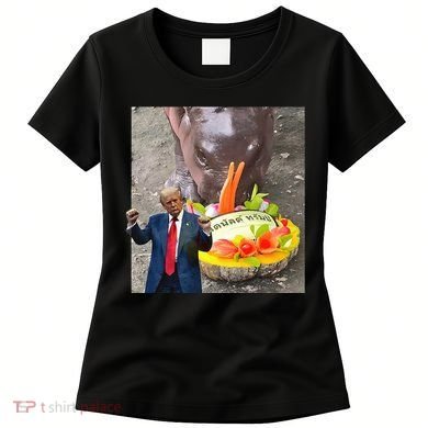 Moo Deng Endorsed Trump Hippo Predicting TrumpS Victory Women's T-Shirt