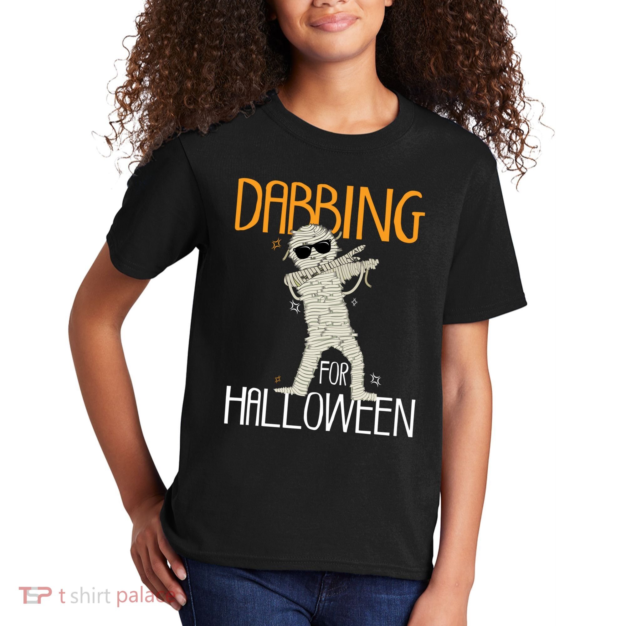 Mummy Dabbing For Halloween Kids T-Shirt