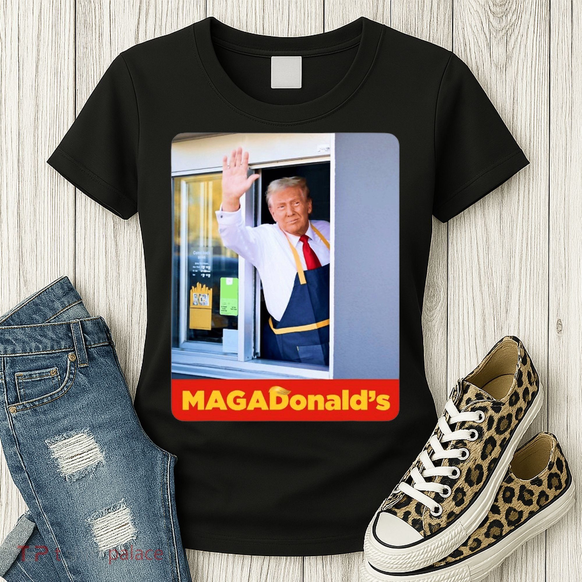 Maga Donalds Women's T-Shirt