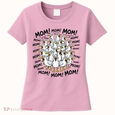 Mother's Day Seagulls Screaming Mom  Women's T-Shirt
