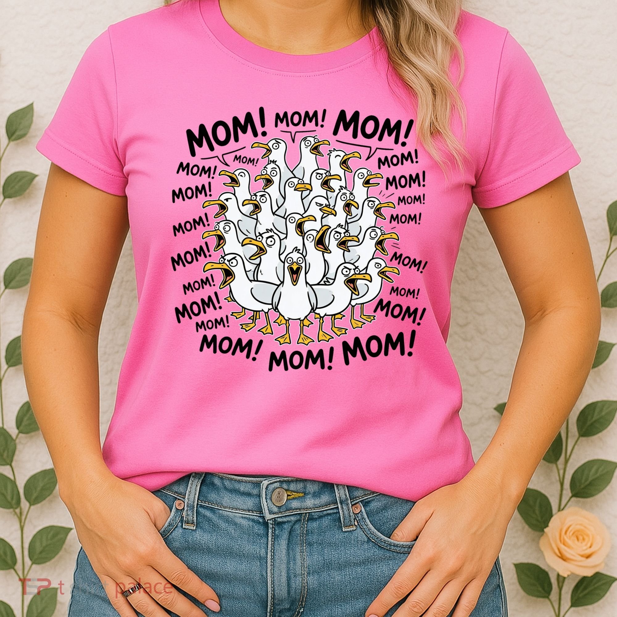 Mother's Day Seagulls Screaming Mom  Women's T-Shirt