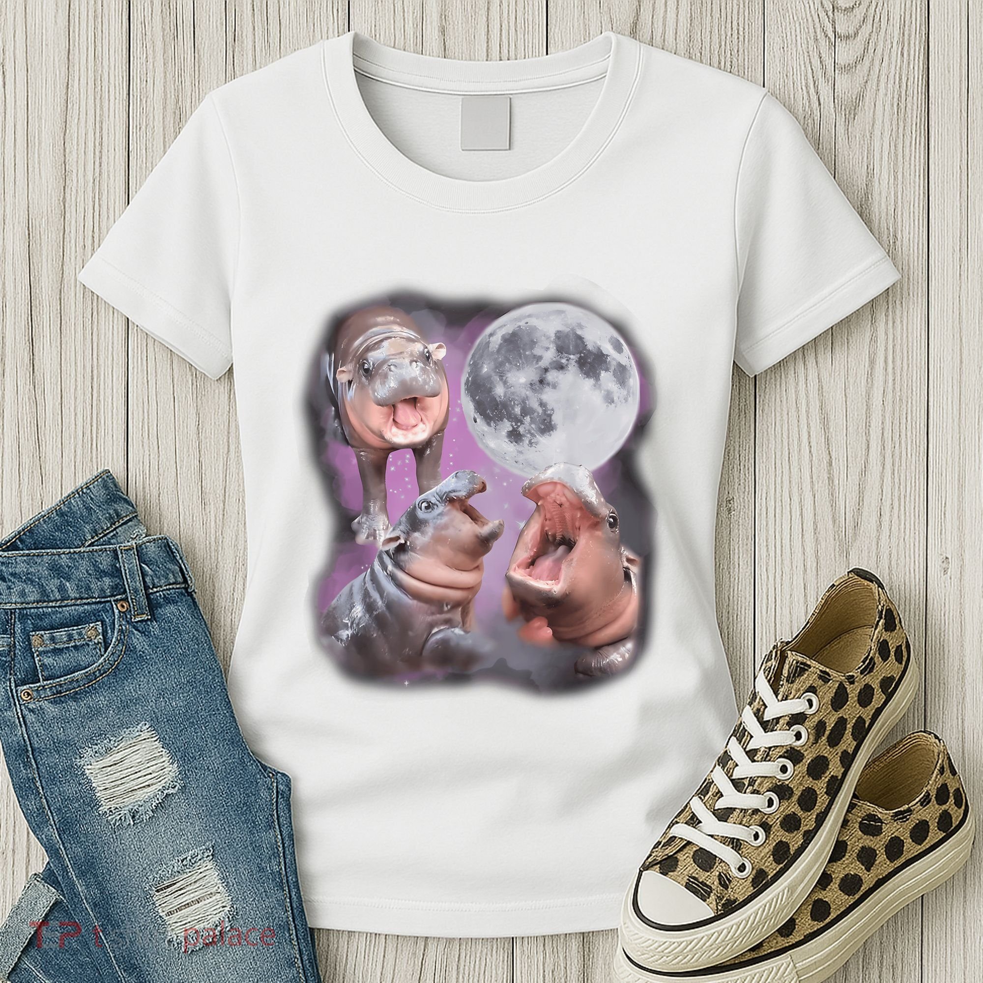 Moo Deng With The Moon Women's T-Shirt