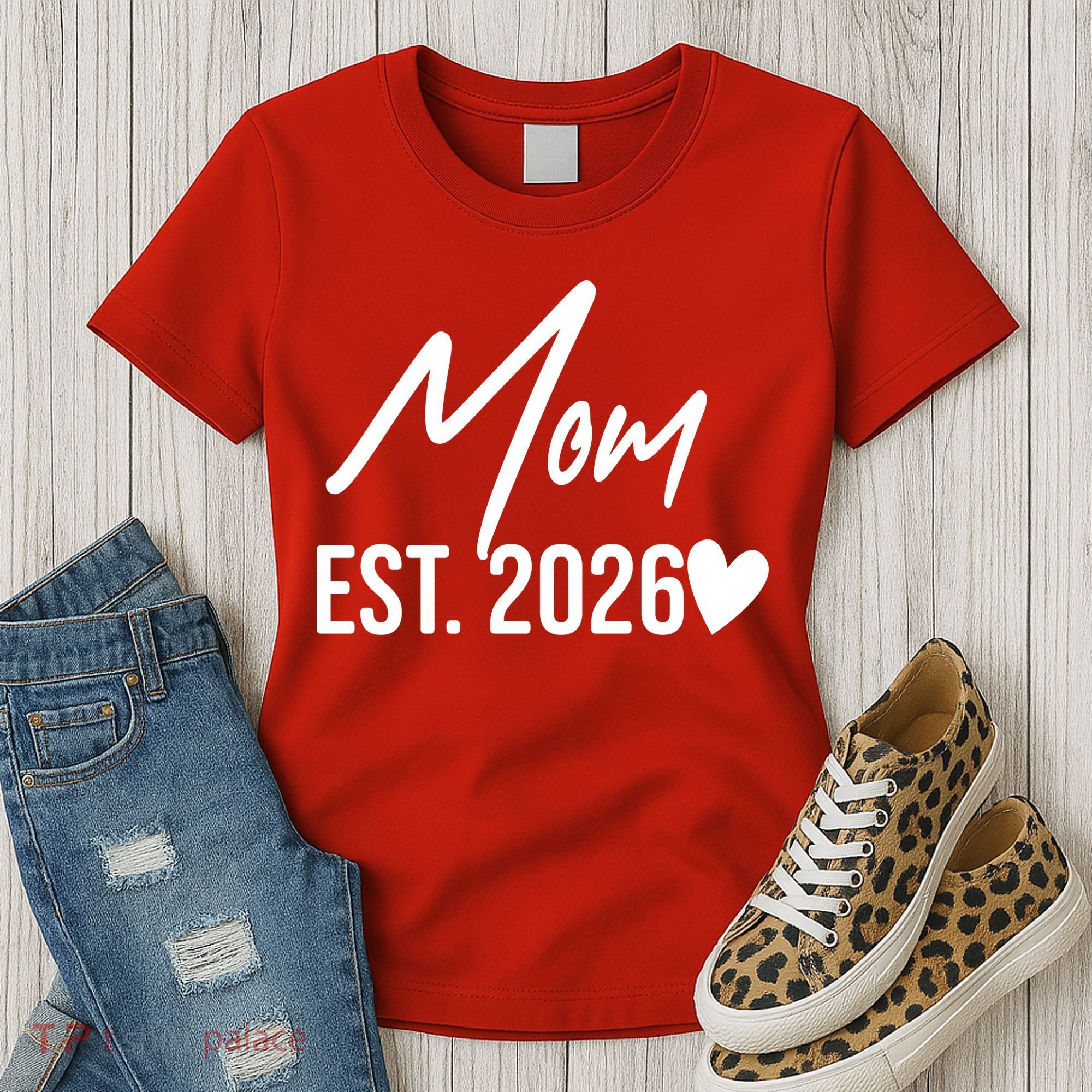 Mom EST 2026 Women's T-Shirt