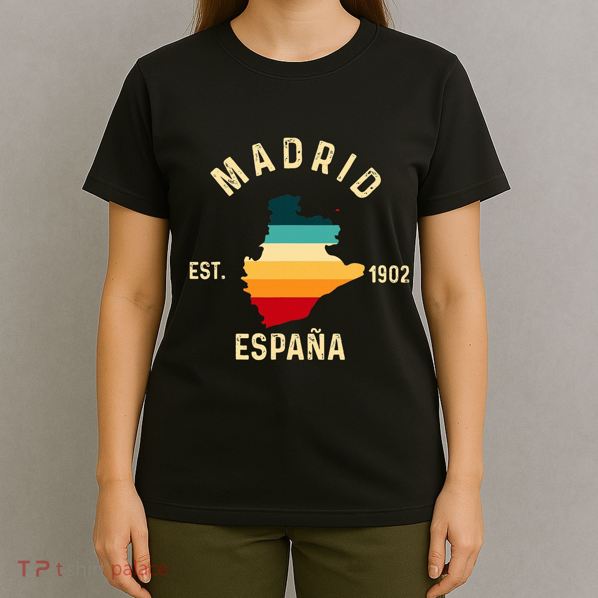 Madrid Espana Spain Est. Souvenir Flag Map Vacation T-Shirt