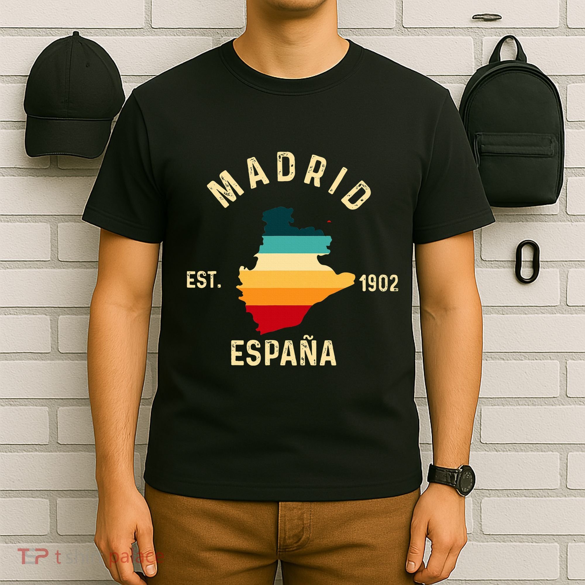 Madrid Espana Spain Est. Souvenir Flag Map Vacation T-Shirt