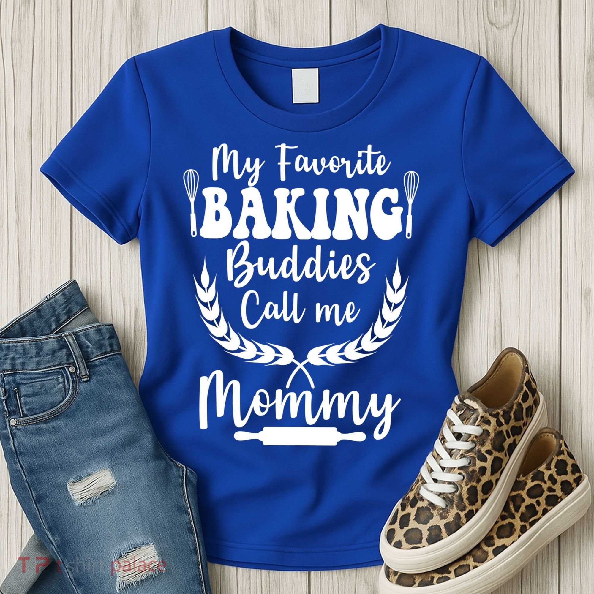 My Favorite Baking Buddies Call Me Mommy Funny Baker Cooking Cute Gift Women's T-Shirt