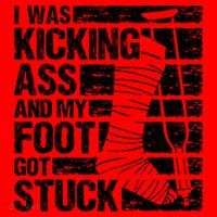 My Foot Got Stuck Broken Leg Cast Bone Injury Recovery Santa Hat thumb 1